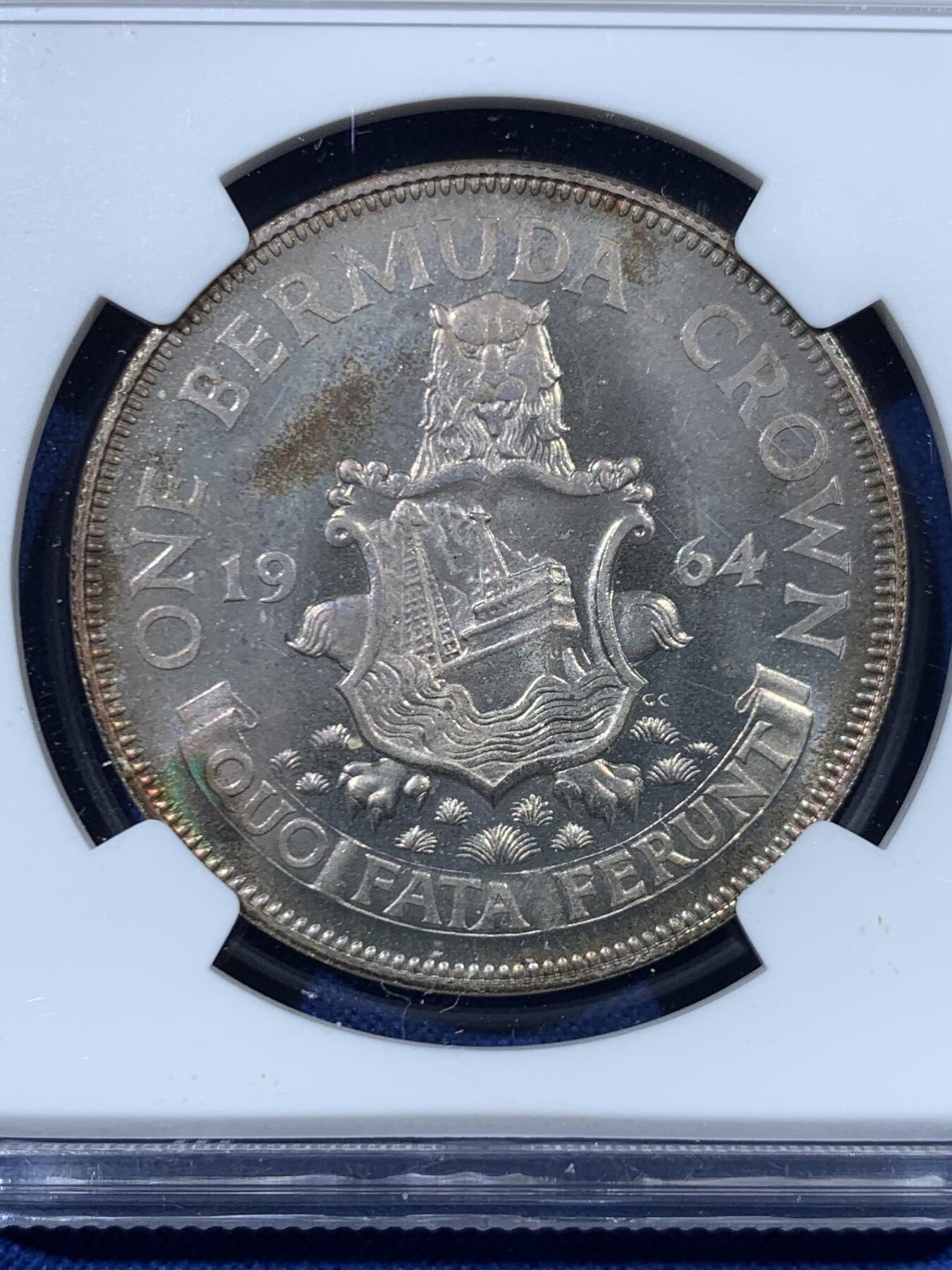 《竞宝斋》第456场 周日，周一，周二   3场连拍 （全场包邮）欢迎送拍 NGC PF66 百慕大1964年女王精铸1克朗大银币 观感非常好。个人原盒拆出送评，状态出色的一颗