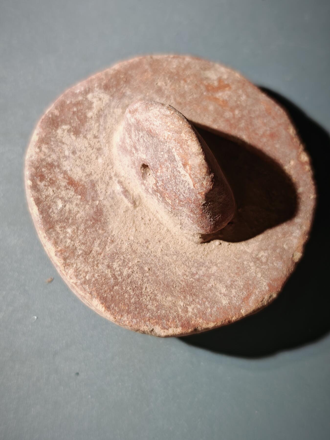 106期回流戒指饰品杂件纪念章丝路钱币专场 陶器