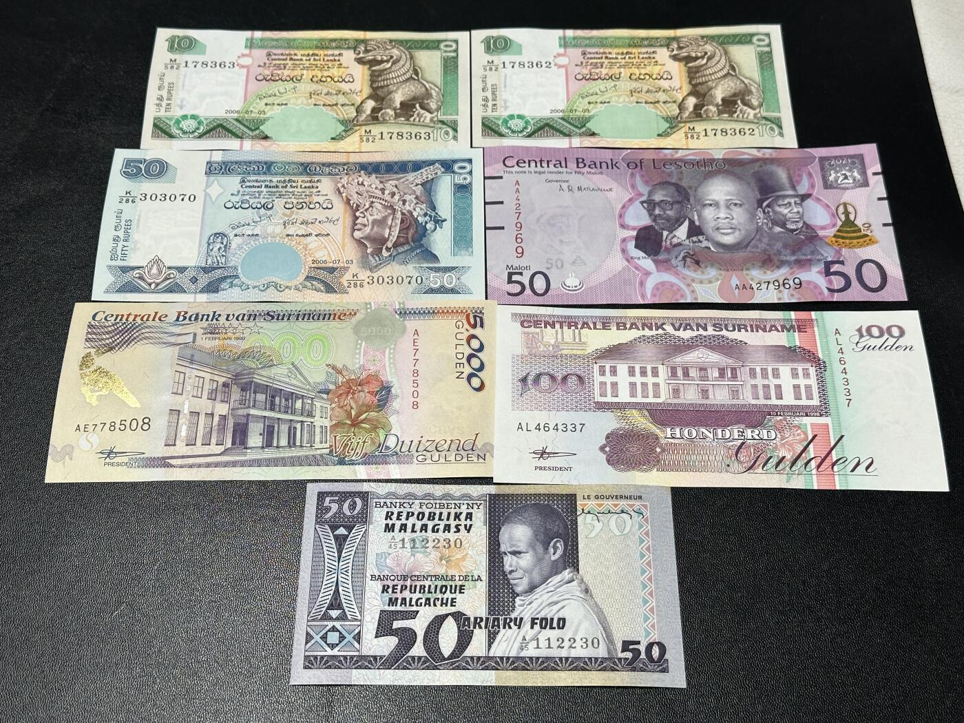 《外钞收藏家》第六百零二期（精品场）（本平台长期征集拍品、欢迎藏友们联系合作）