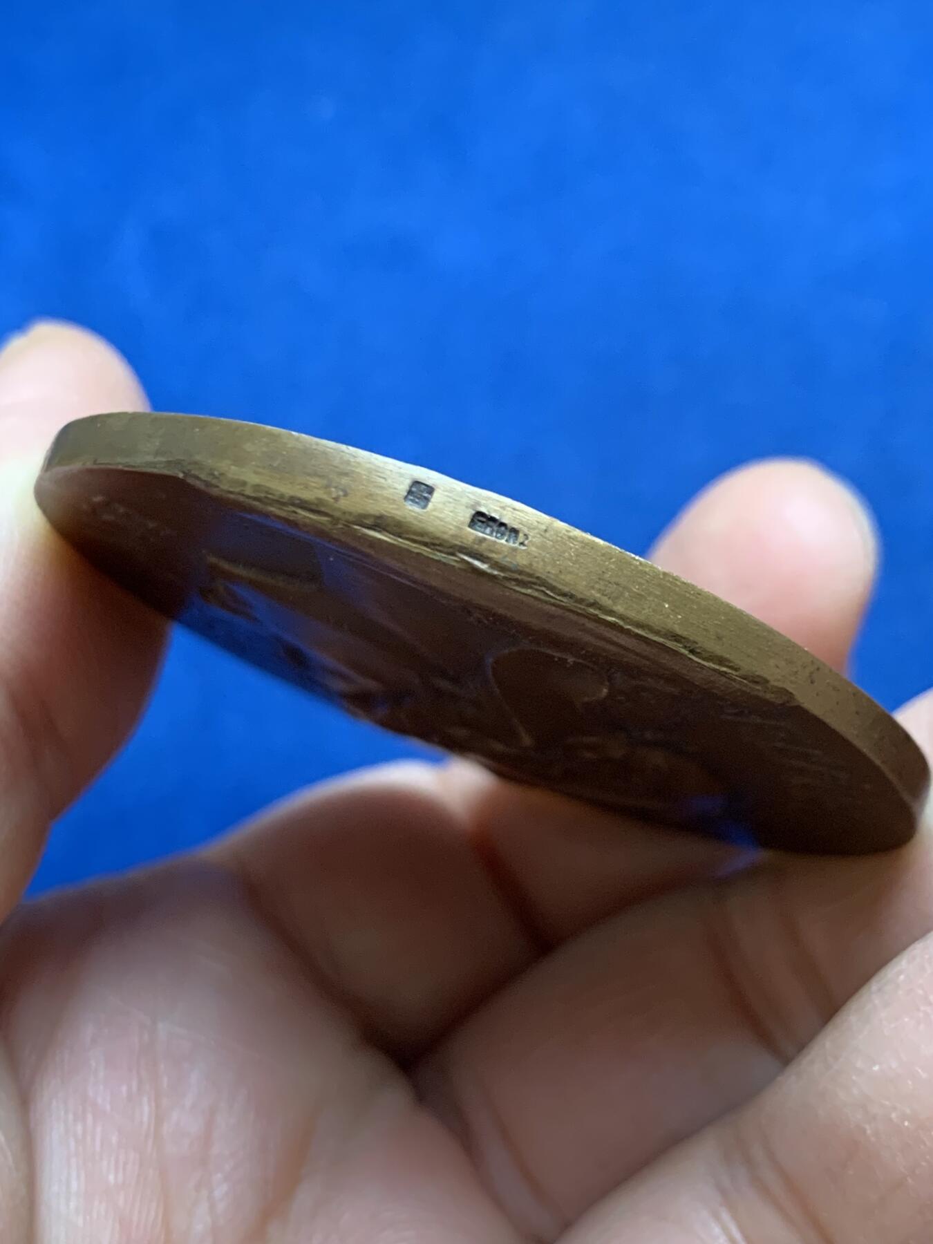 《竞宝斋》第456场 周日，周一，周二   3场连拍 （全场包邮）欢迎送拍 法国玛丽安娜女神铜章 P.F.des.C作品 51.3克 49.9mm 正方形铜标 双面细节精细 少见版本