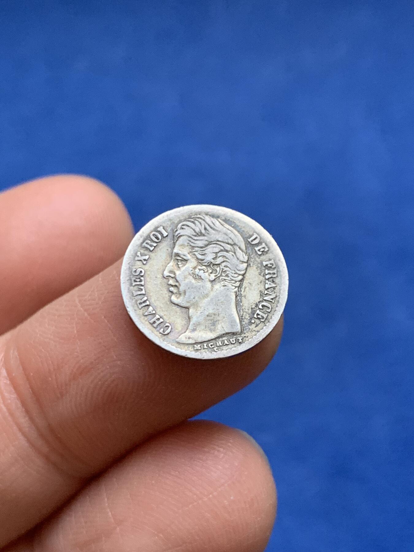 《竞宝斋》第456场 周日，周一，周二   3场连拍 （全场包邮）欢迎送拍 法国 1829年 1/4法郎 银币 查理十世在位时期发行 少见W版 这枚细节很好 经典品种