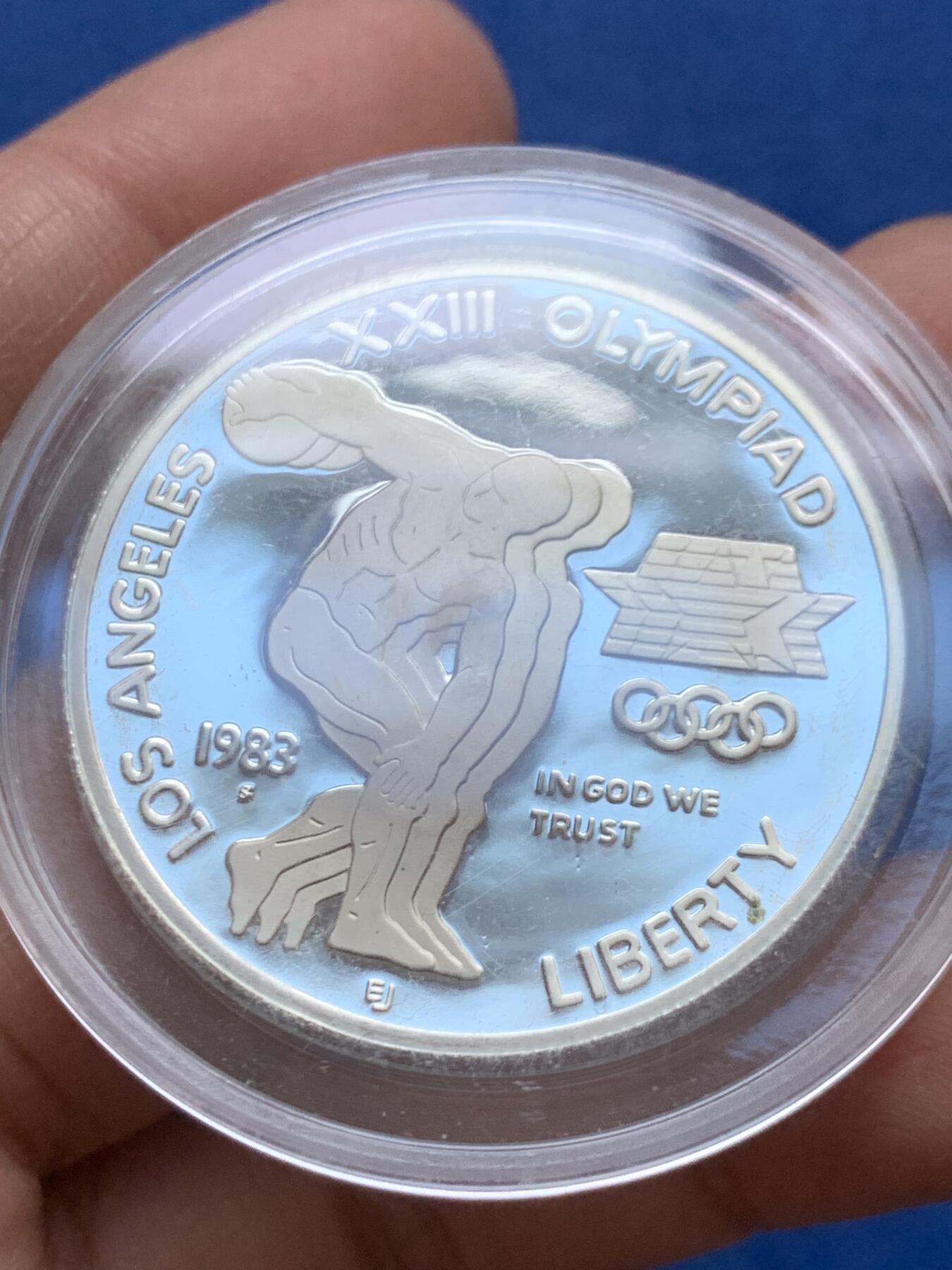 《竞宝斋》第456场 周日，周一，周二   3场连拍 （全场包邮）欢迎送拍 美国1983年洛杉矶奥运-掷铁饼者1美元精制纪念银币