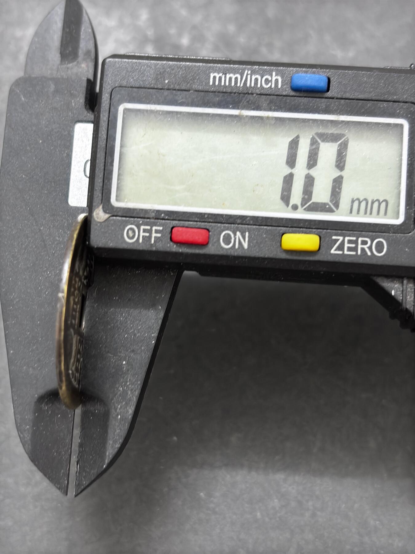 文馨钱币收藏 2026新年第三场（第 289 场）【长期接代拍品】 传世黄亮康熙通宝满汉宁，正样，九级币，直径大小细节见图