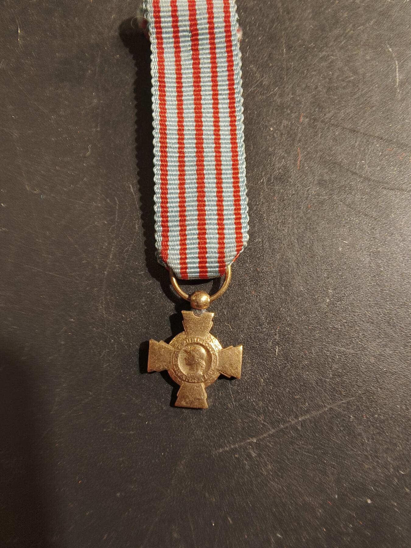 老王徽章第176期