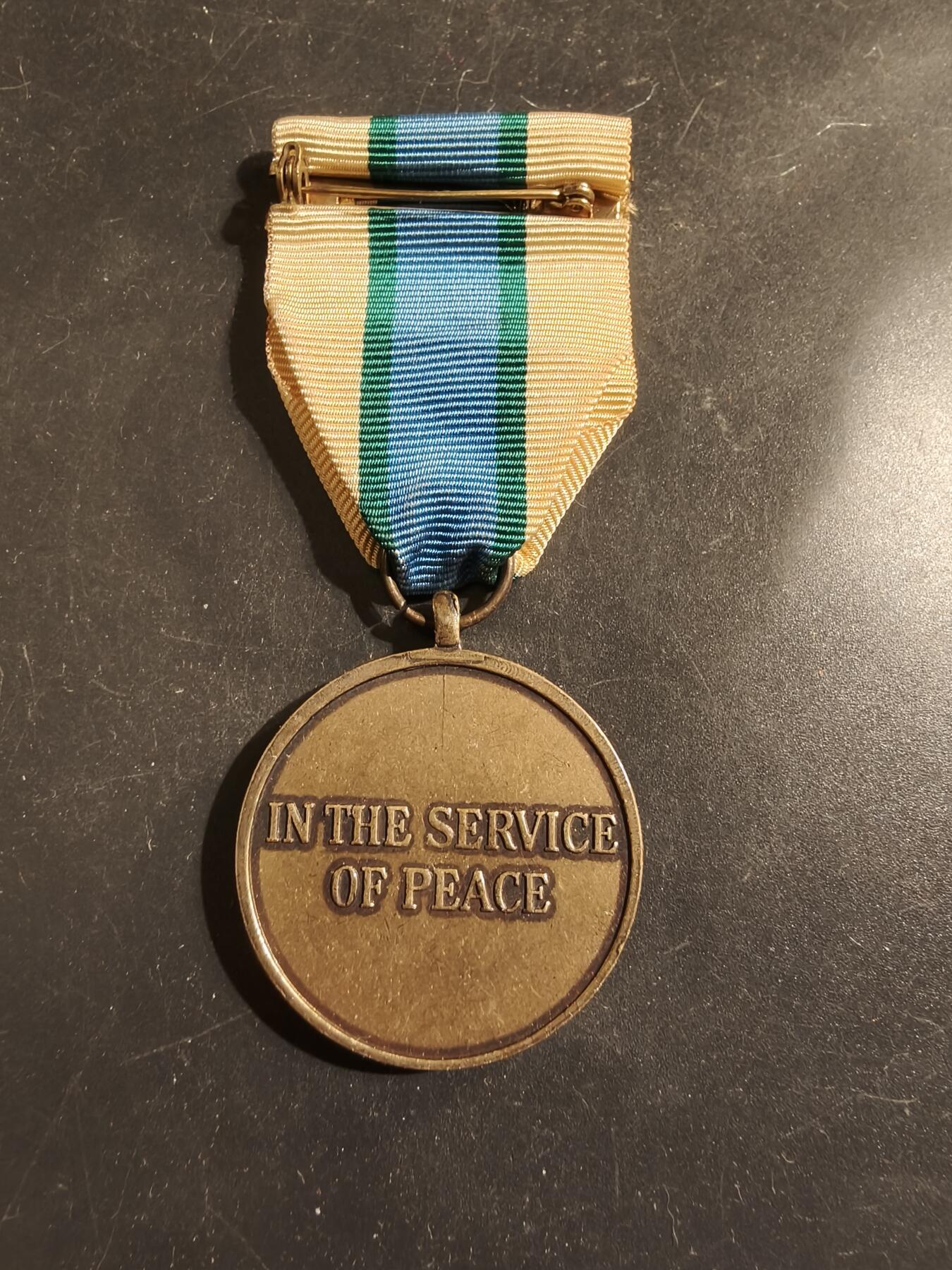 老王徽章第176期 联合国维和奖章    索马里维和行动    电影《黑鹰坠落》的取材来源