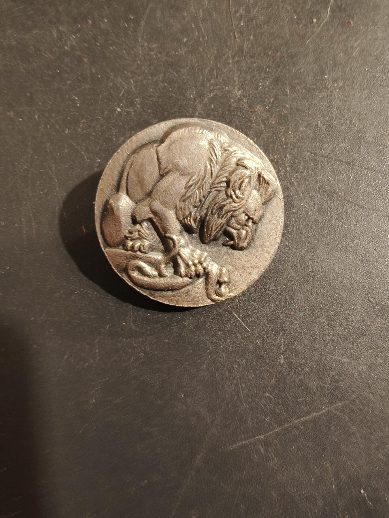 老王徽章第176期 法国国防与保护安全局证章