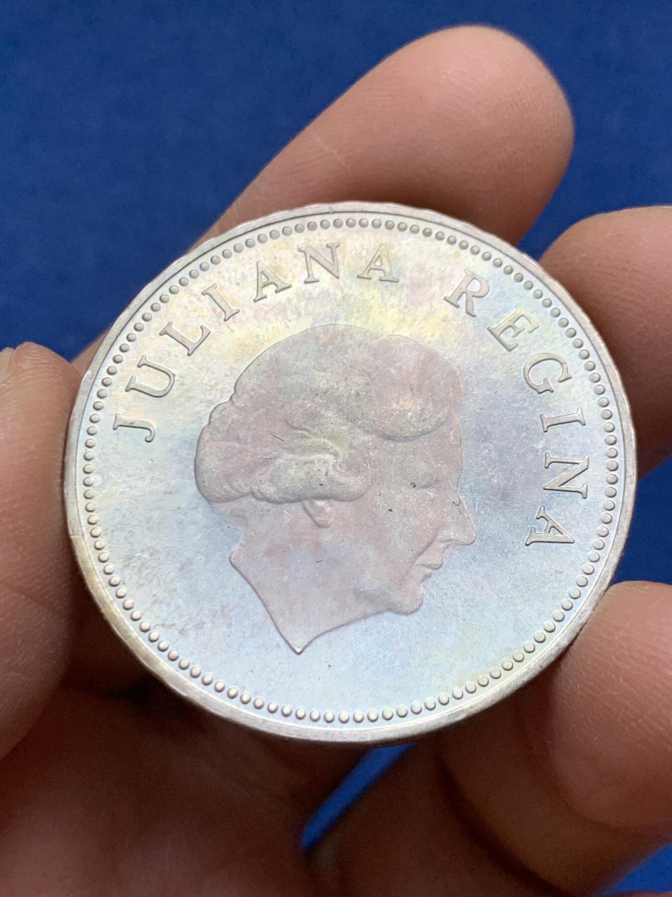 《竞宝斋》第456场 周日，周一，周二   3场连拍 （全场包邮）欢迎送拍 荷属安的列斯1978年朱莉安娜10盾大银币