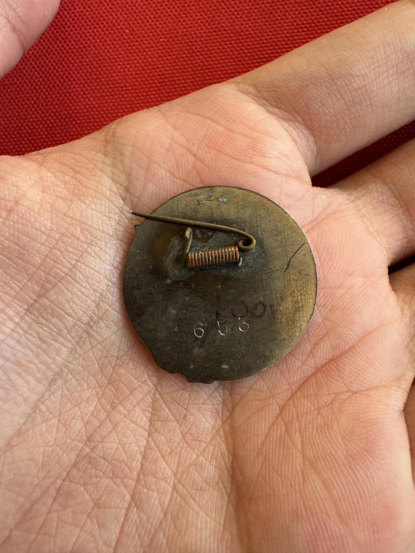 五哥徽章群   14号周三晚上八点4群联拍 铜章