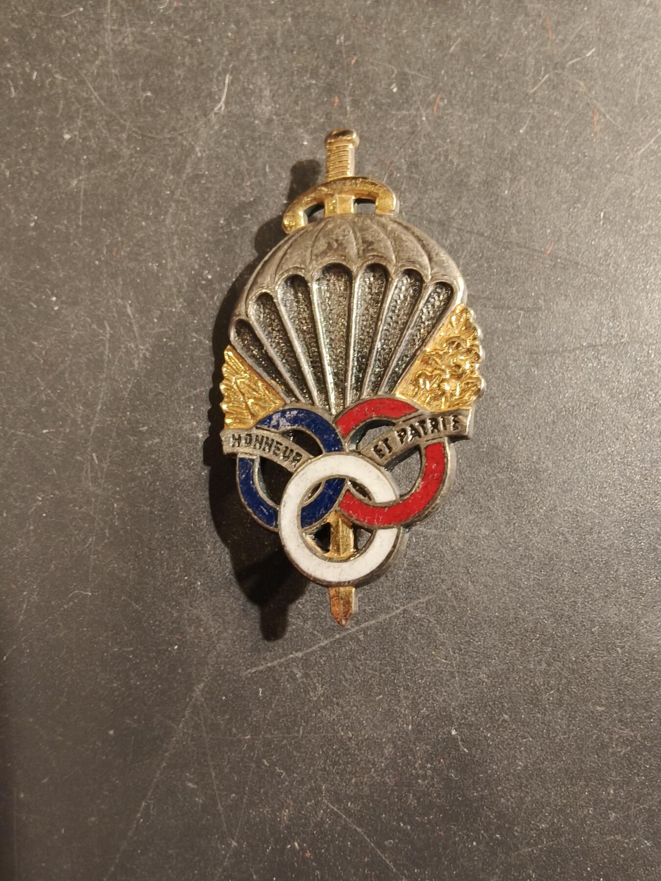 老王徽章第176期 法国军事跳伞准备课程学员证章