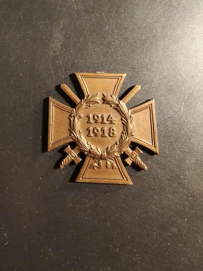 老王徽章第176期 - 德国一战兴登堡十字奖章   断头   带厂标