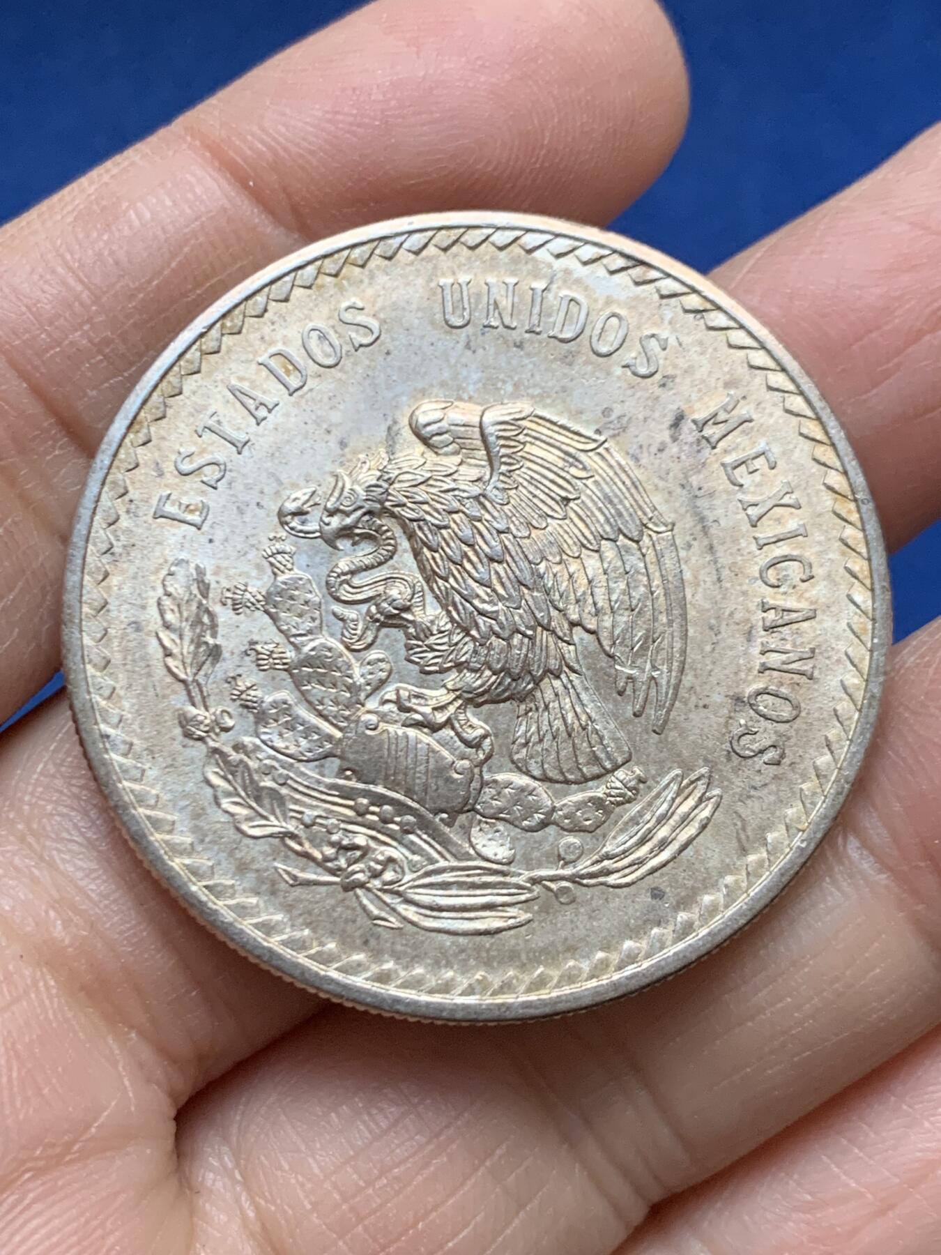 《竞宝斋》第456场 周日，周一，周二   3场连拍 （全场包邮）欢迎送拍 墨西哥1948年酋长银币 大直径 品相好