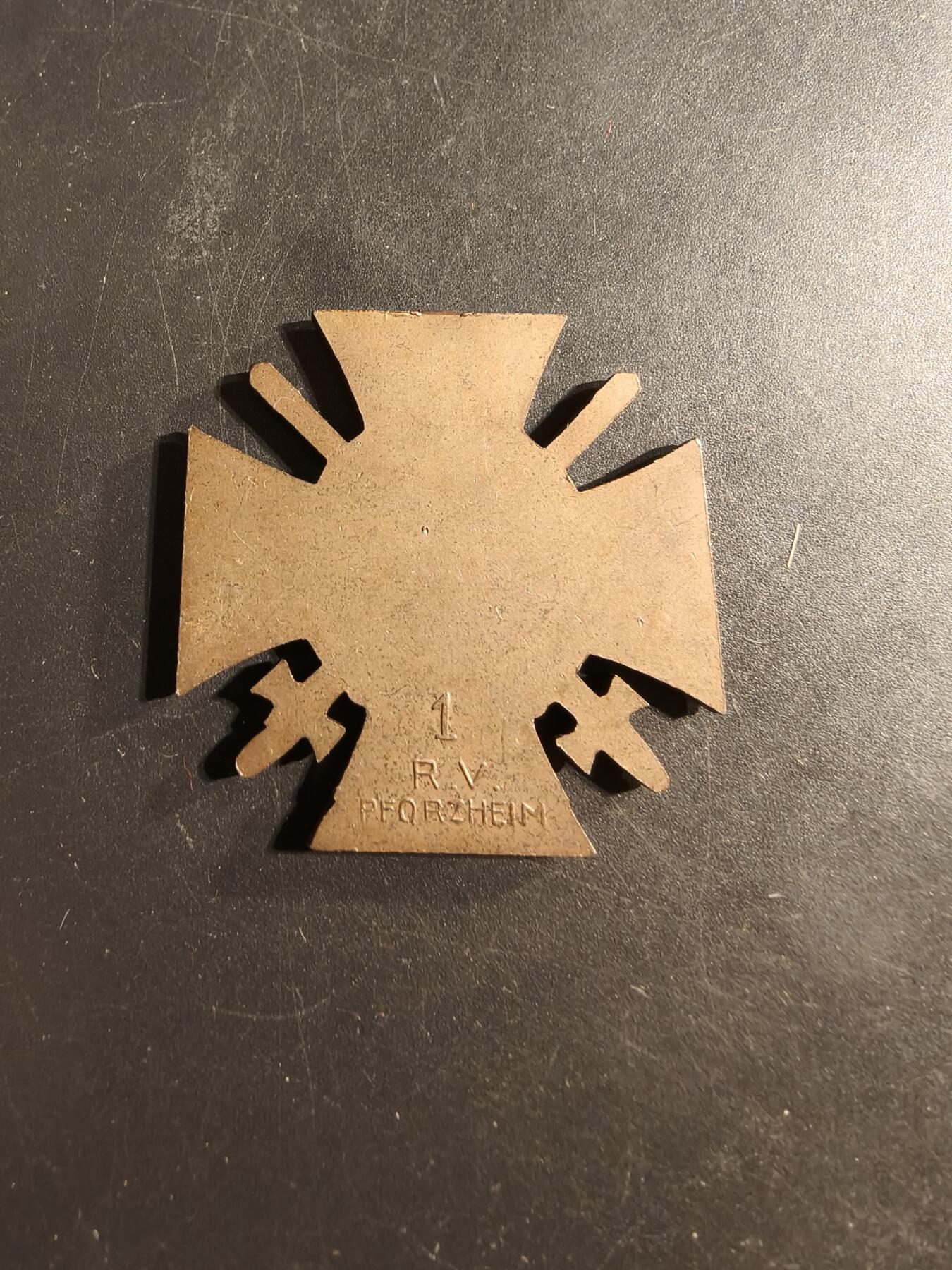 老王徽章第176期 德国一战兴登堡十字奖章   断头   带厂标