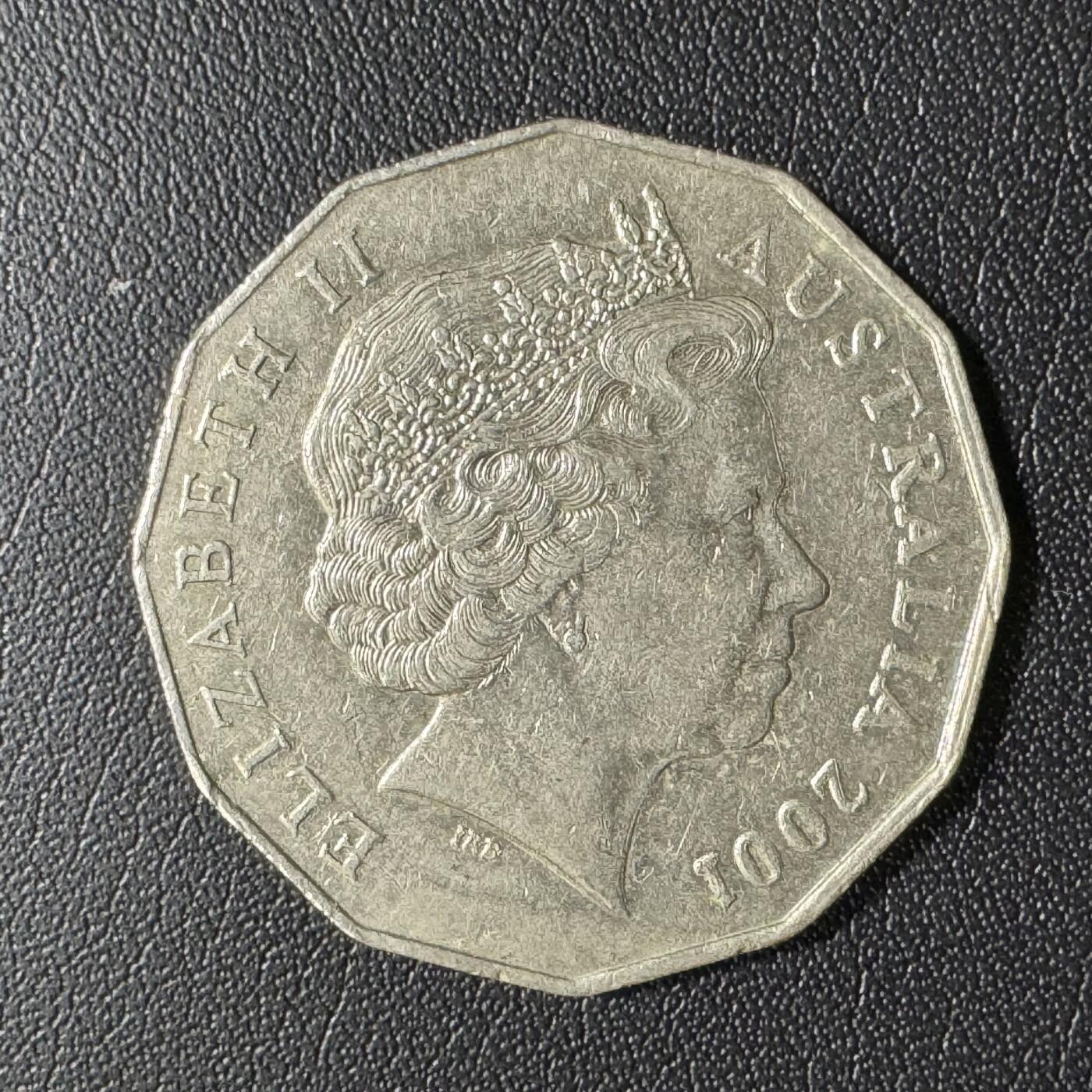 【铜匠收藏】★第136场★客户代拍 散币场，无寄存！！无佣金，30包邮。不满30元，支付5元运费。《接受代拍 代送NGC评级》 澳大利亚2001年50分铜镍币