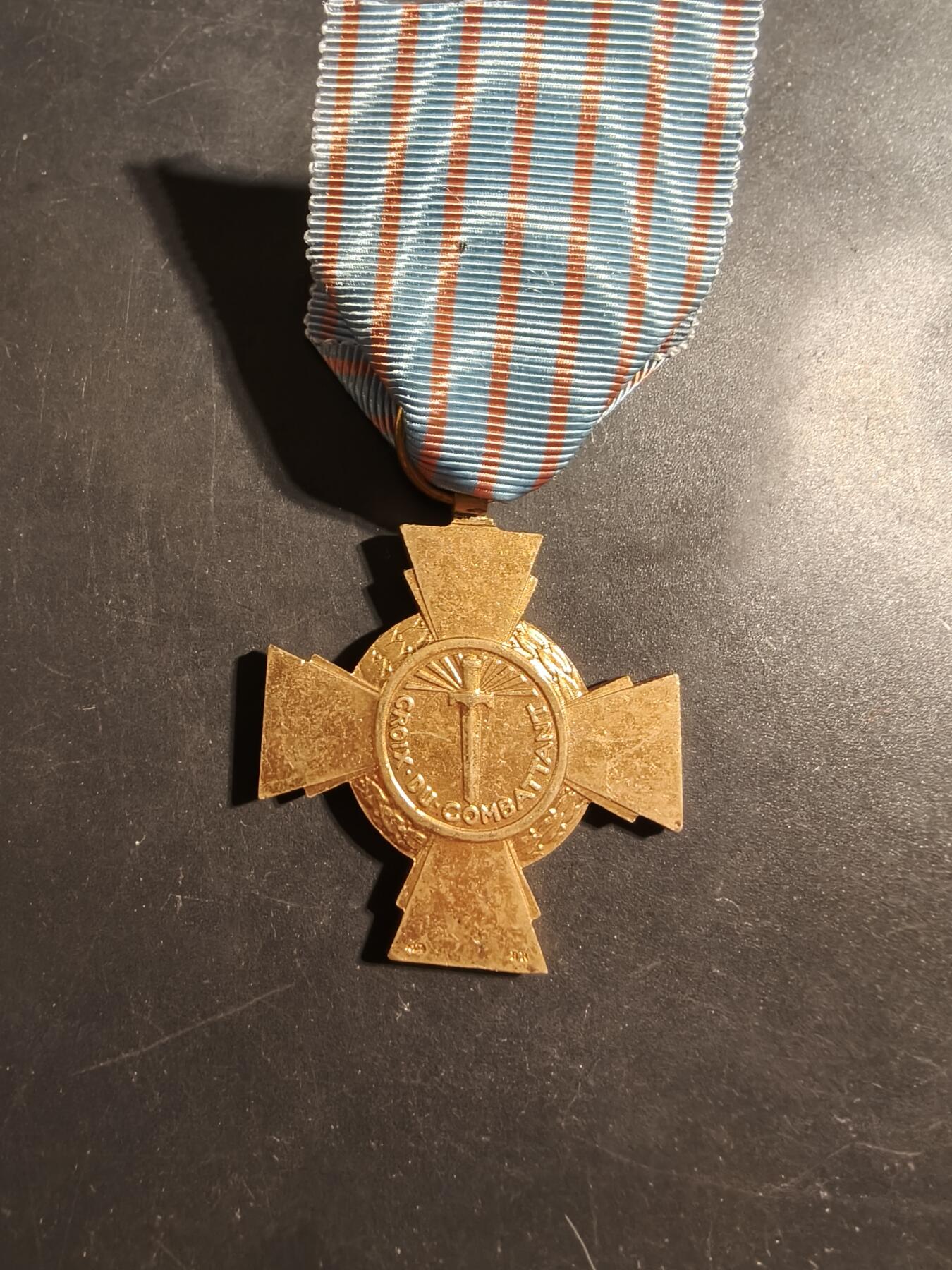 老王徽章第176期 法国战斗十字奖章