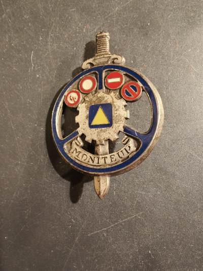 老王徽章第176期 - 法国军用车辆驾驶教练证章