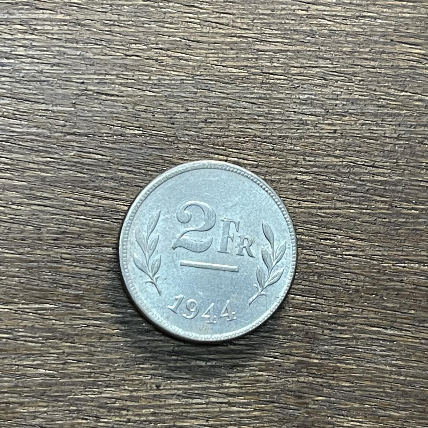 【铜匠收藏】★第138场★散币场。不寄存，30包邮。不满30元，支付5元运费。《接受代拍 代送NGC评级》 24【无寄存】1944比利时利奥波德三世2法郎钢镀锌硬币钱币