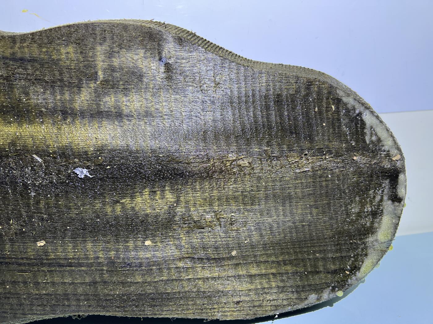 零元拍： NO.60 满纹满金丝雨滴纹 金丝楠 茶盘，尺寸约435/180/厚39MM，2.6公斤满果香，满金丝满水波，未上漆上蜡