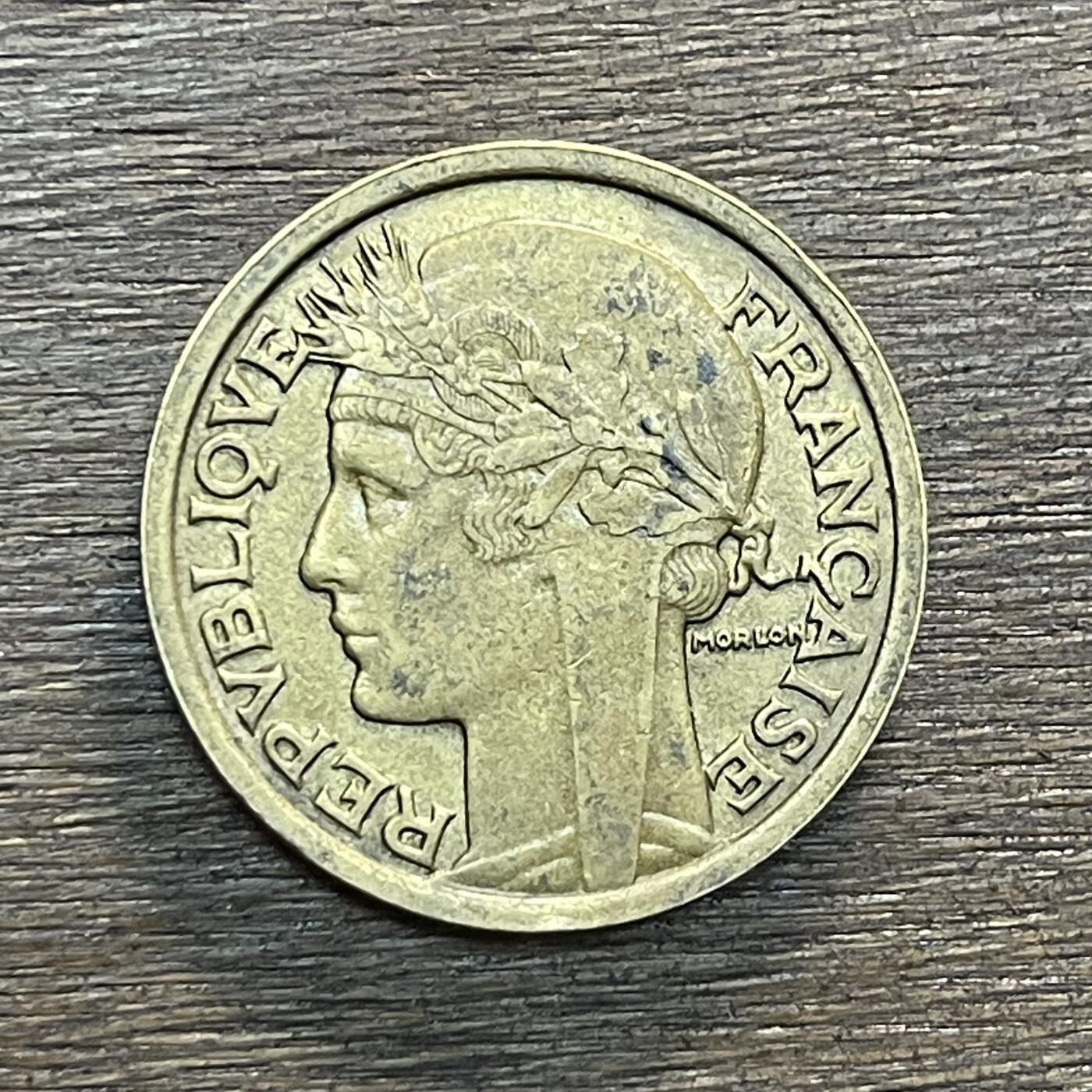 【铜匠收藏】★第138场★散币场。不寄存，30包邮。不满30元，支付5元运费。《接受代拍 代送NGC评级》 31【无寄存】法国2法郎1934年铝青铜硬币27mm谷物女神