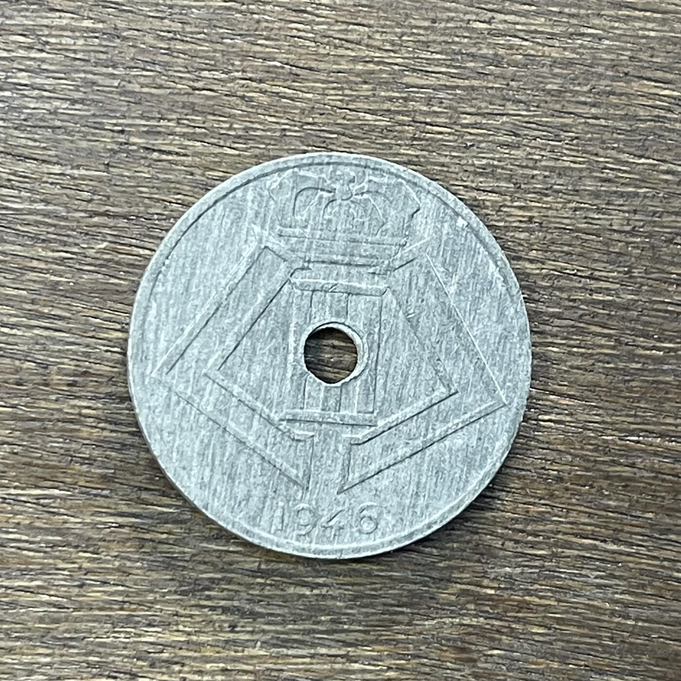 【铜匠收藏】★第138场★散币场。不寄存，30包邮。不满30元，支付5元运费。《接受代拍 代送NGC评级》 22【无寄存】【铜匠收藏】1946德国占领比利时25分中孔锌币