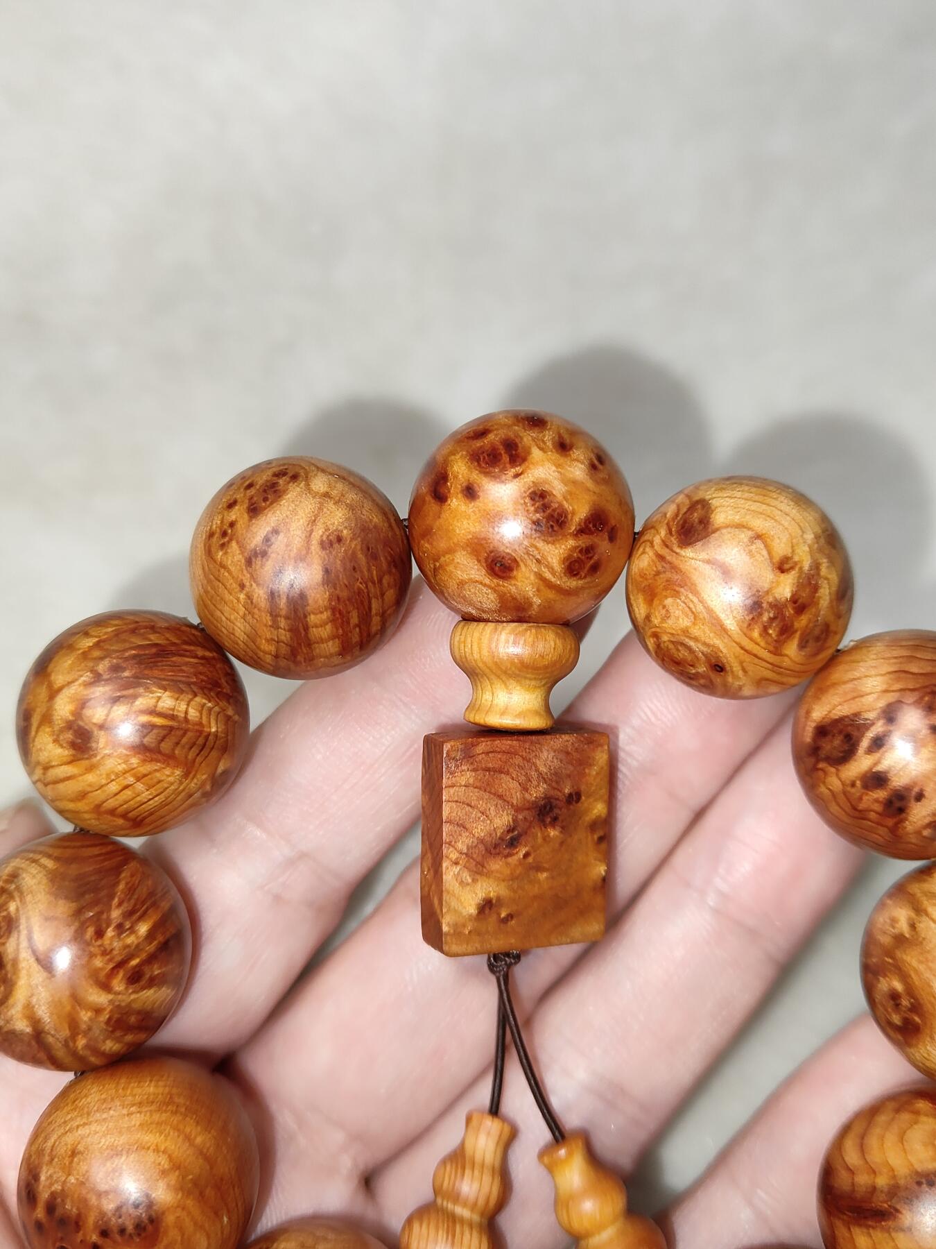 太行崖柏老料雀眼留疤闪电纹2.0手串油性足香味浓纹理漂亮按图发货一物一图C012