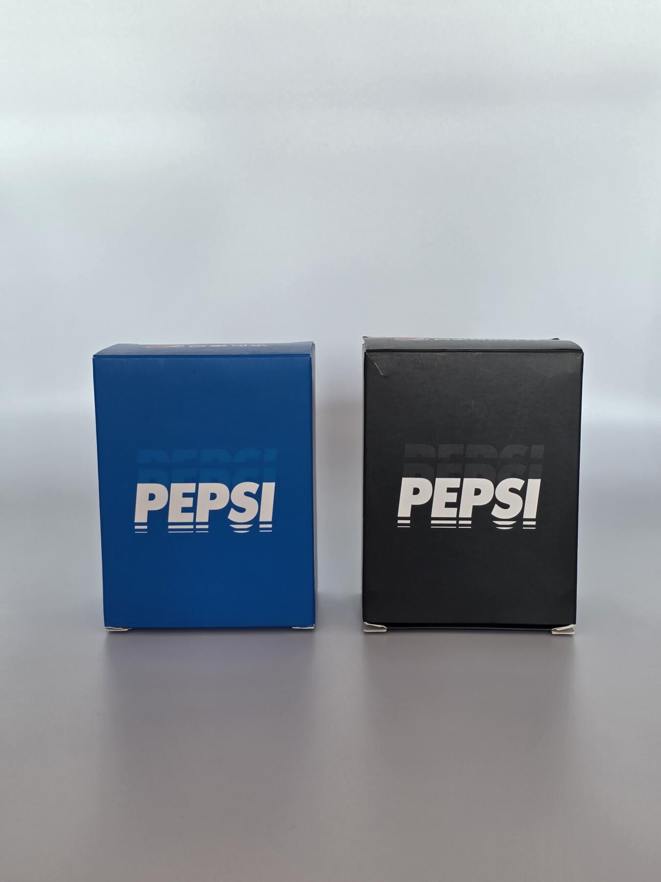 百事可乐联名手办-经典蓝与酷黑的潮流碰撞