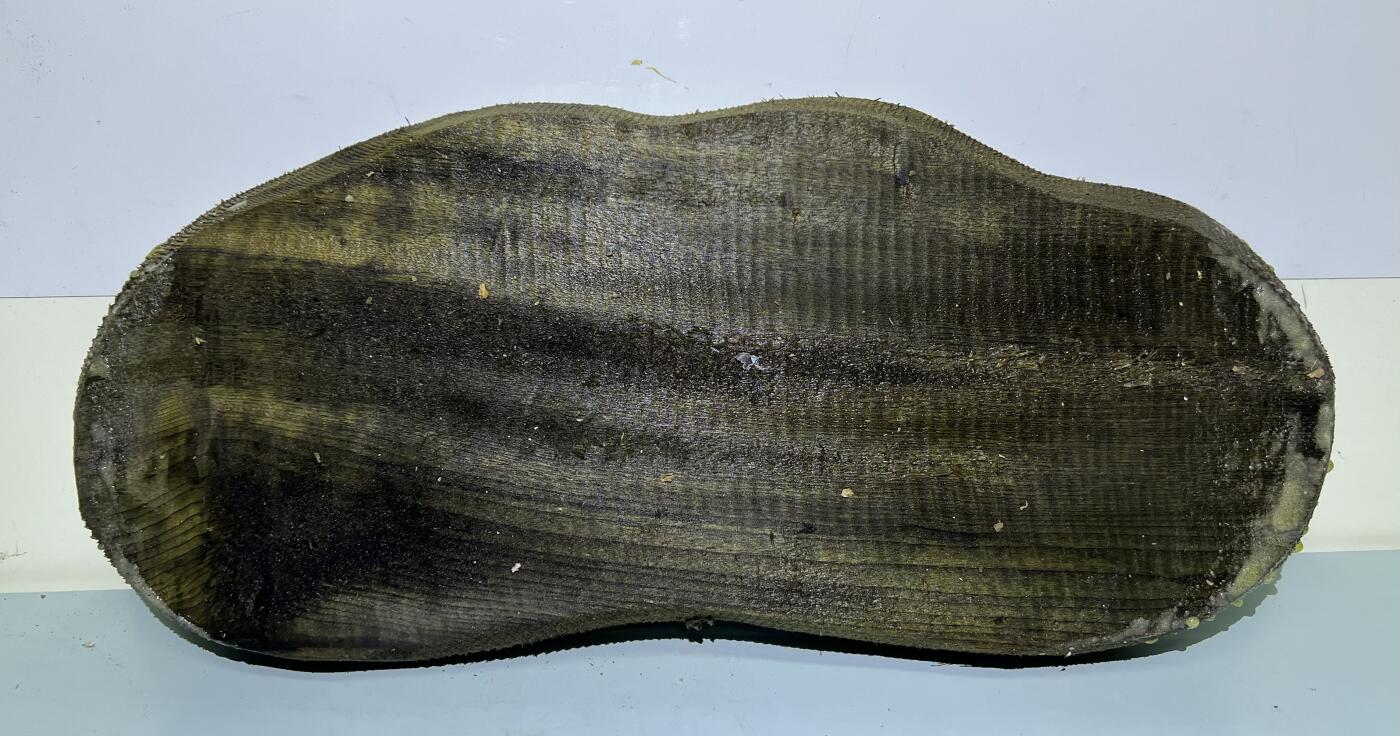 零元拍： NO.60 满纹满金丝雨滴纹 金丝楠 茶盘，尺寸约435/180/厚39MM，2.6公斤满果香，满金丝满水波，未上漆上蜡