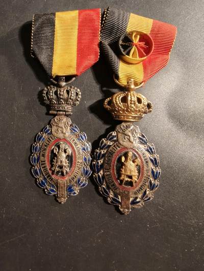 老王徽章第176期 - 比利时金银级劳工奖章一组