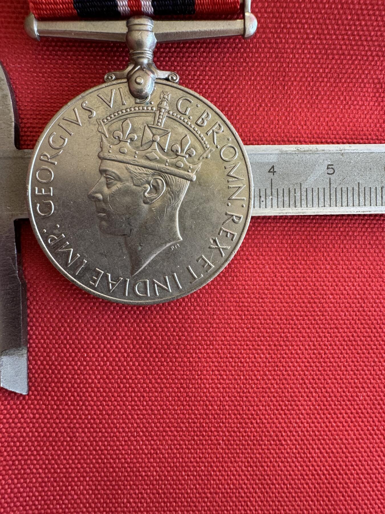 五哥徽章群   14号周三晚上八点4群联拍 铜章