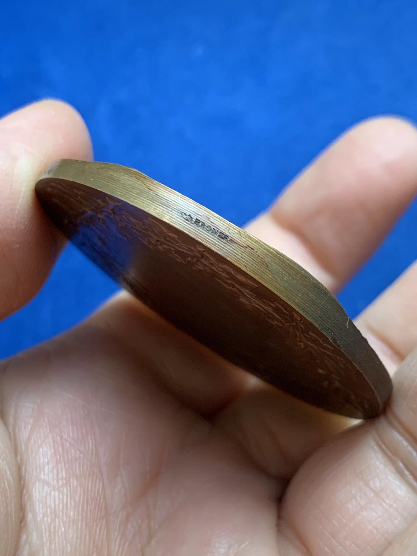 《竞宝斋》第456场 周日，周一，周二   3场连拍 （全场包邮）欢迎送拍 法国玛丽安娜女神铜章 现代大波浪发型 少见头像 H. DUBOIS作品 61.7克 49.7mm 丰饶角铜标