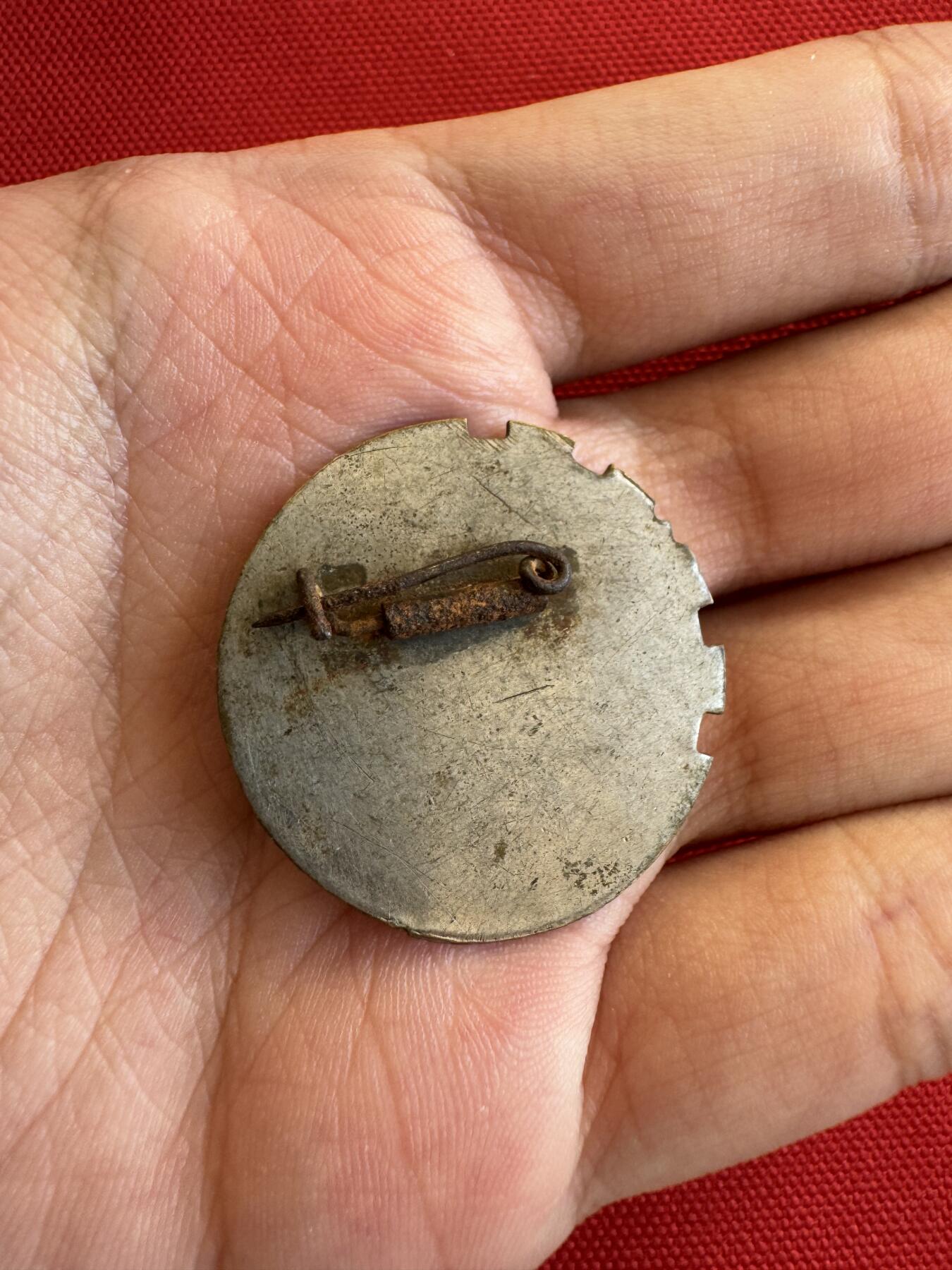 五哥徽章群   14号周三晚上八点4群联拍 铜章