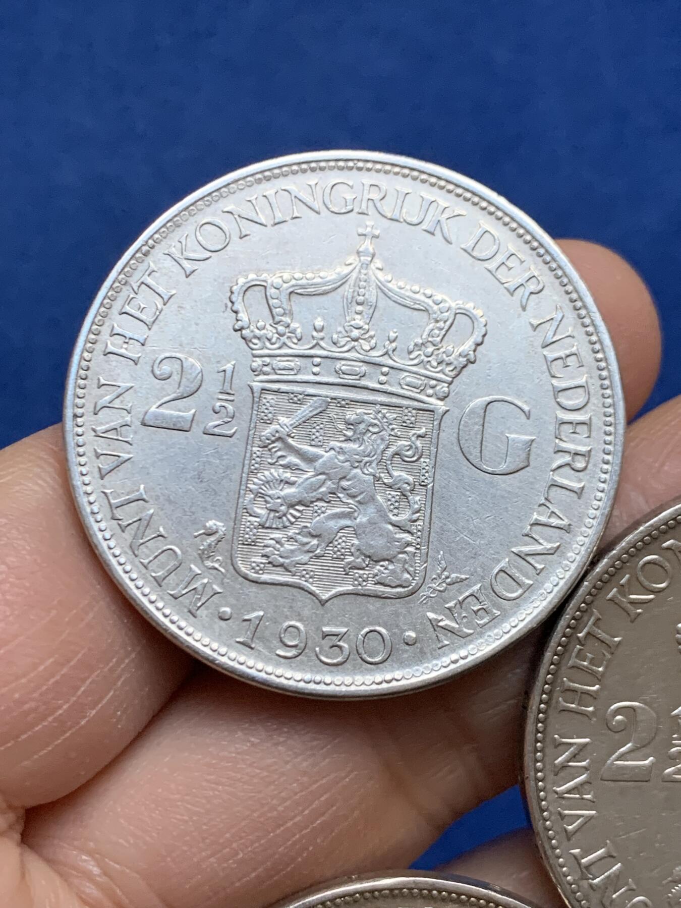 《竞宝斋》第456场 周日，周一，周二   3场连拍 （全场包邮）欢迎送拍 三枚一组 荷兰1930年-1932年威廉明娜女王2.5盾银币