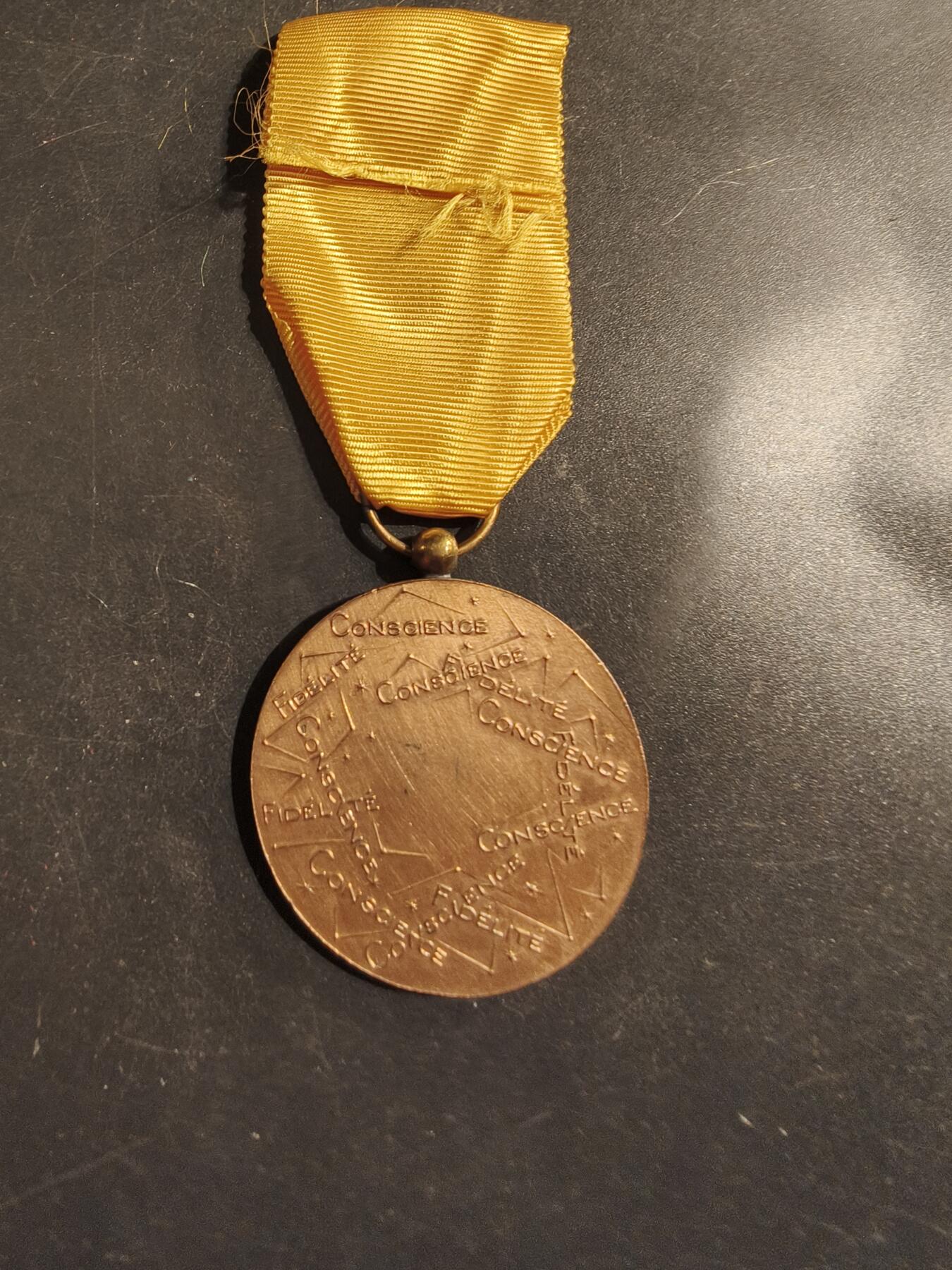 老王徽章第176期 法国铜级鲁昂工业协会奖章