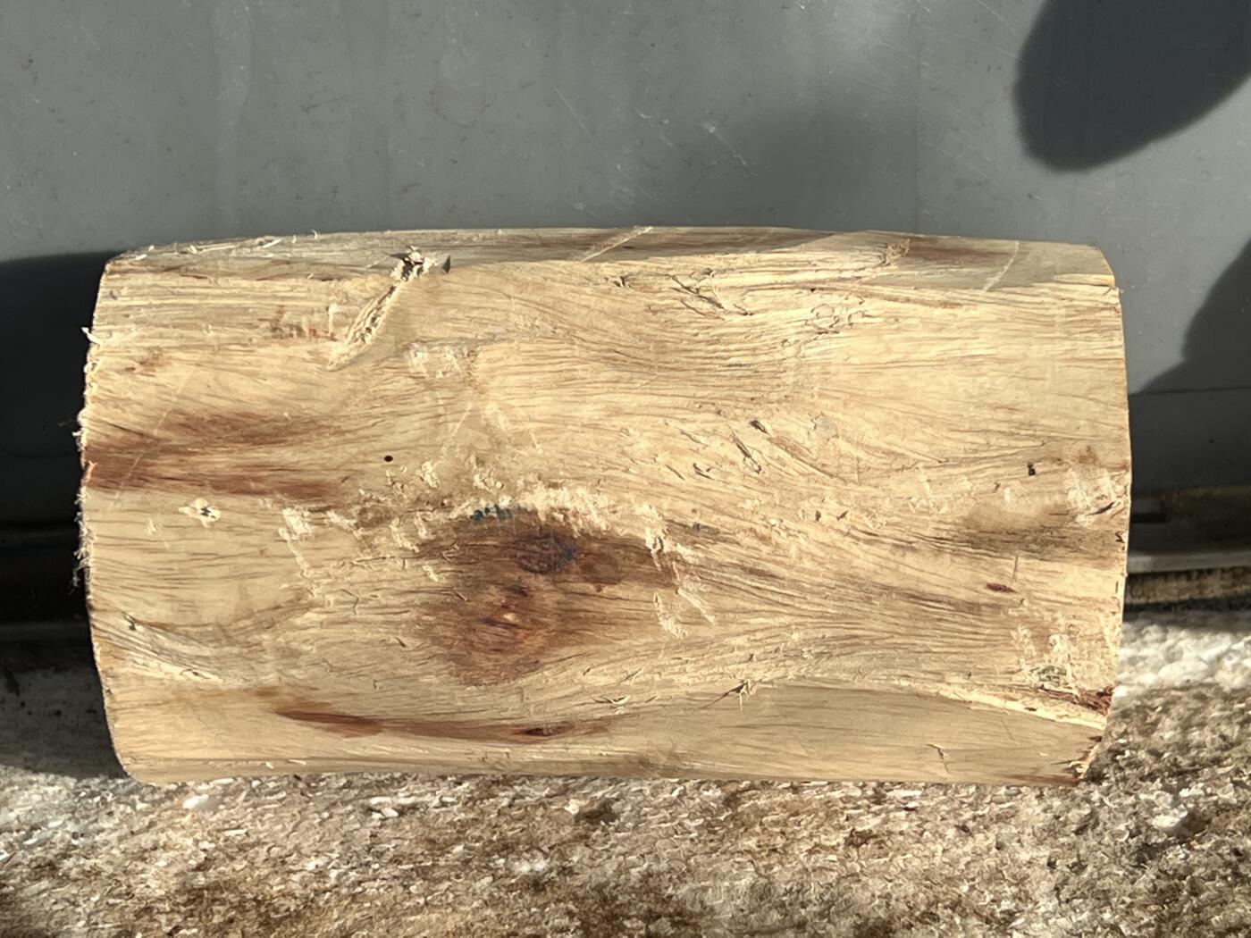 零元拍：  NO.168-1海南黄花梨原料。尺寸约110/60/60MM