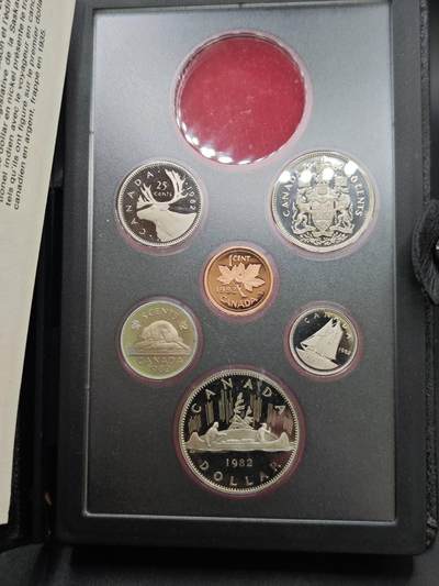 【淘币小摊】实时拍第八百四十六拍   散币场   满百包邮可预留二周 每周一统一发货   - 加拿大1982年精制套币