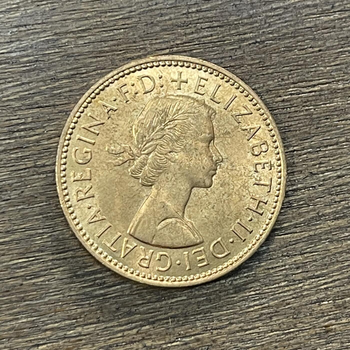 【铜匠收藏】★第138场★散币场。不寄存，30包邮。不满30元，支付5元运费。《接受代拍 代送NGC评级》 37【无寄存】1967年0.5便士青年伊丽莎白二世