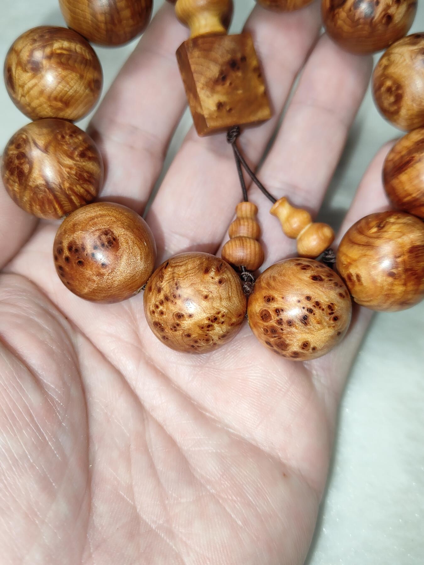 太行崖柏老料雀眼留疤闪电纹2.0手串油性足香味浓纹理漂亮按图发货一物一图C012