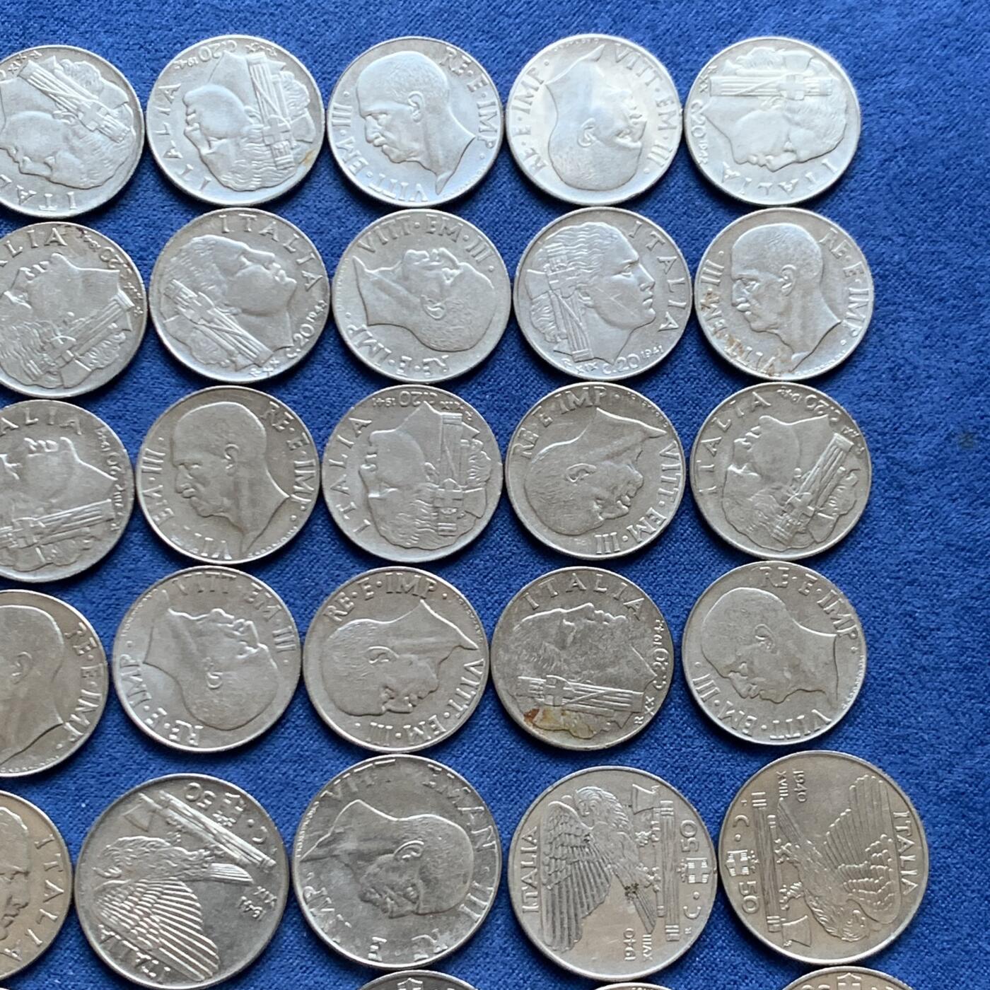 《竞宝斋》第456场 周日，周一，周二   3场连拍 （全场包邮）欢迎送拍 48枚一组 意大利二战时期埃马努埃莱三世20分31枚，50分17枚，细节见图。