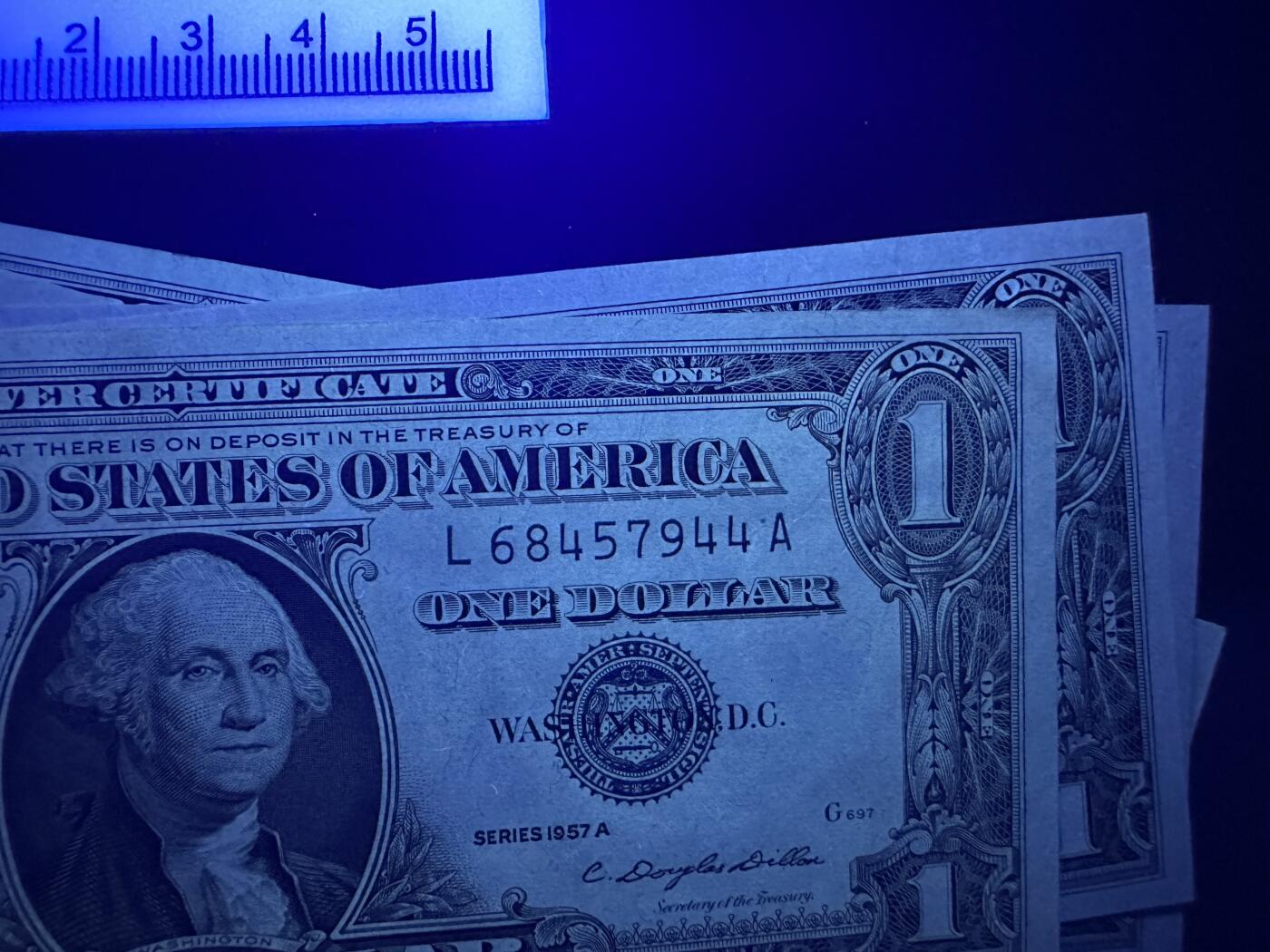 《外钞收藏家》第六百零二期（精品场）（本平台长期征集拍品、欢迎藏友们联系合作）