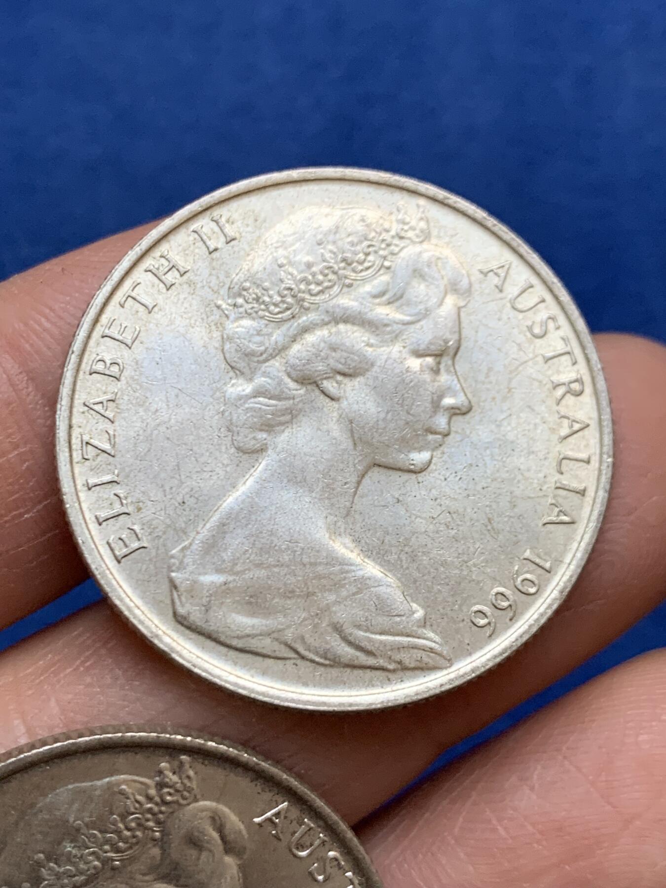 《竞宝斋》第456场 周日，周一，周二   3场连拍 （全场包邮）欢迎送拍 两枚一组 澳大利亚1966年50分银币