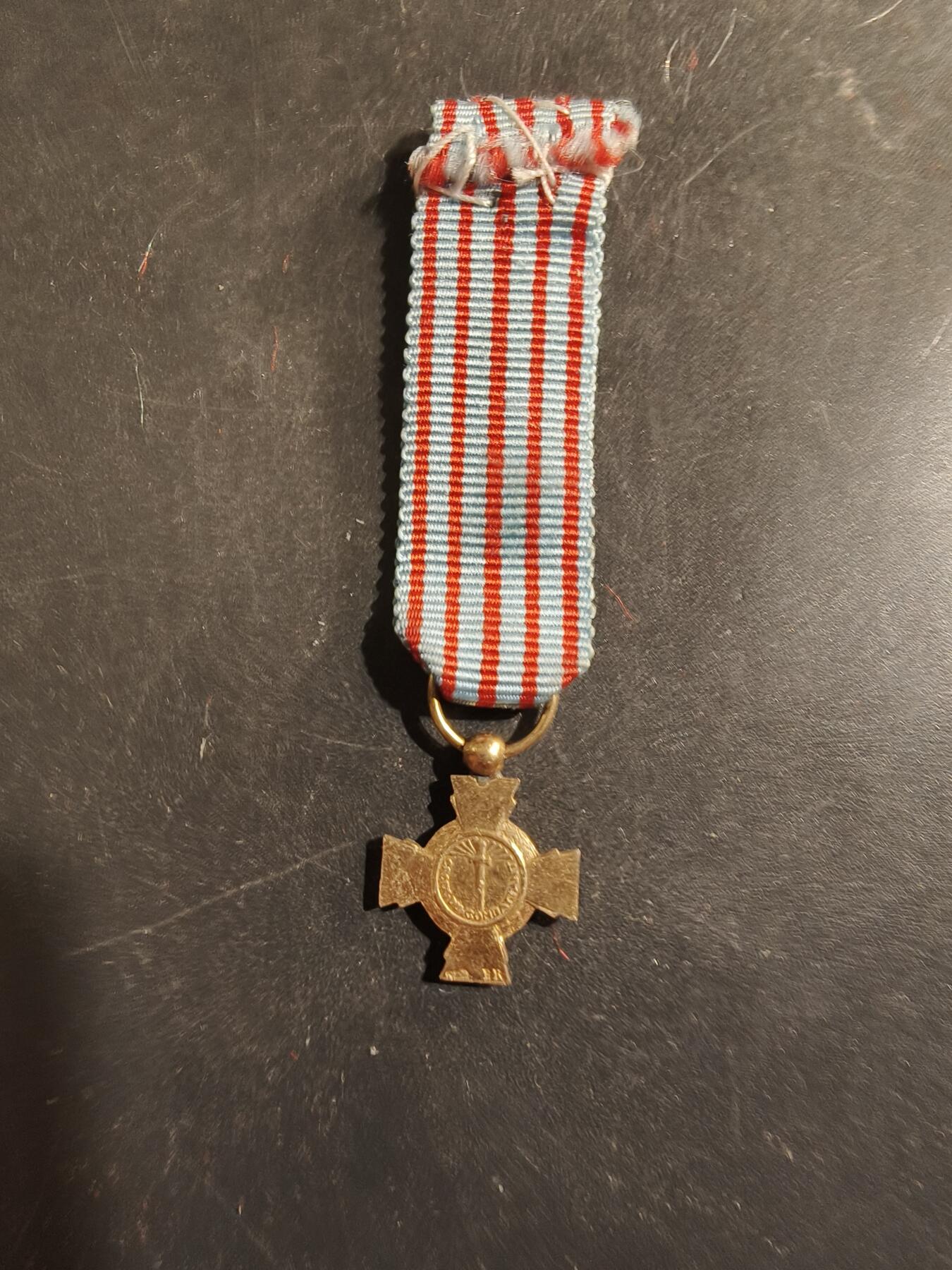 老王徽章第176期