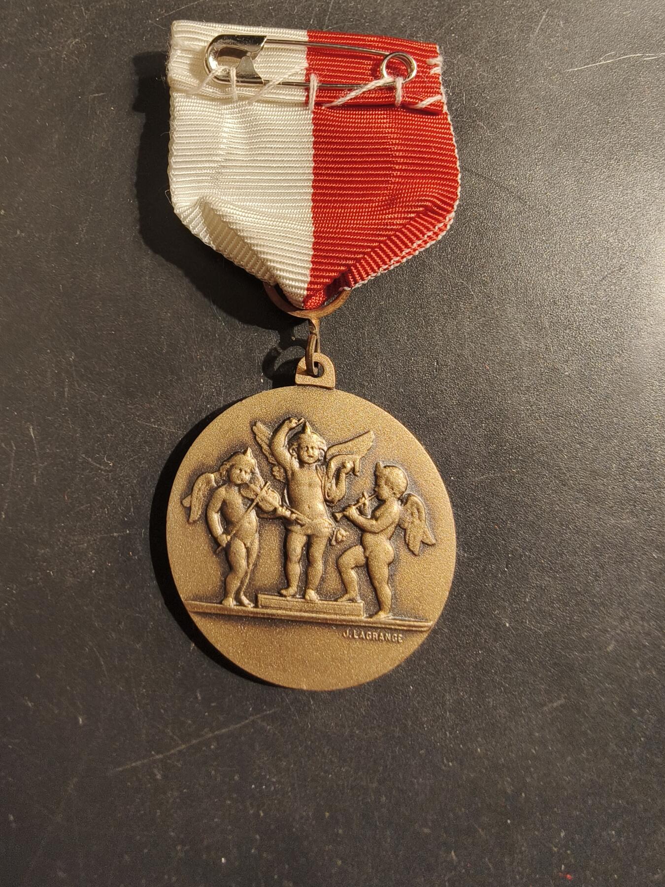 老王徽章第176期 法国米卢斯流行艺术办公室纪念章