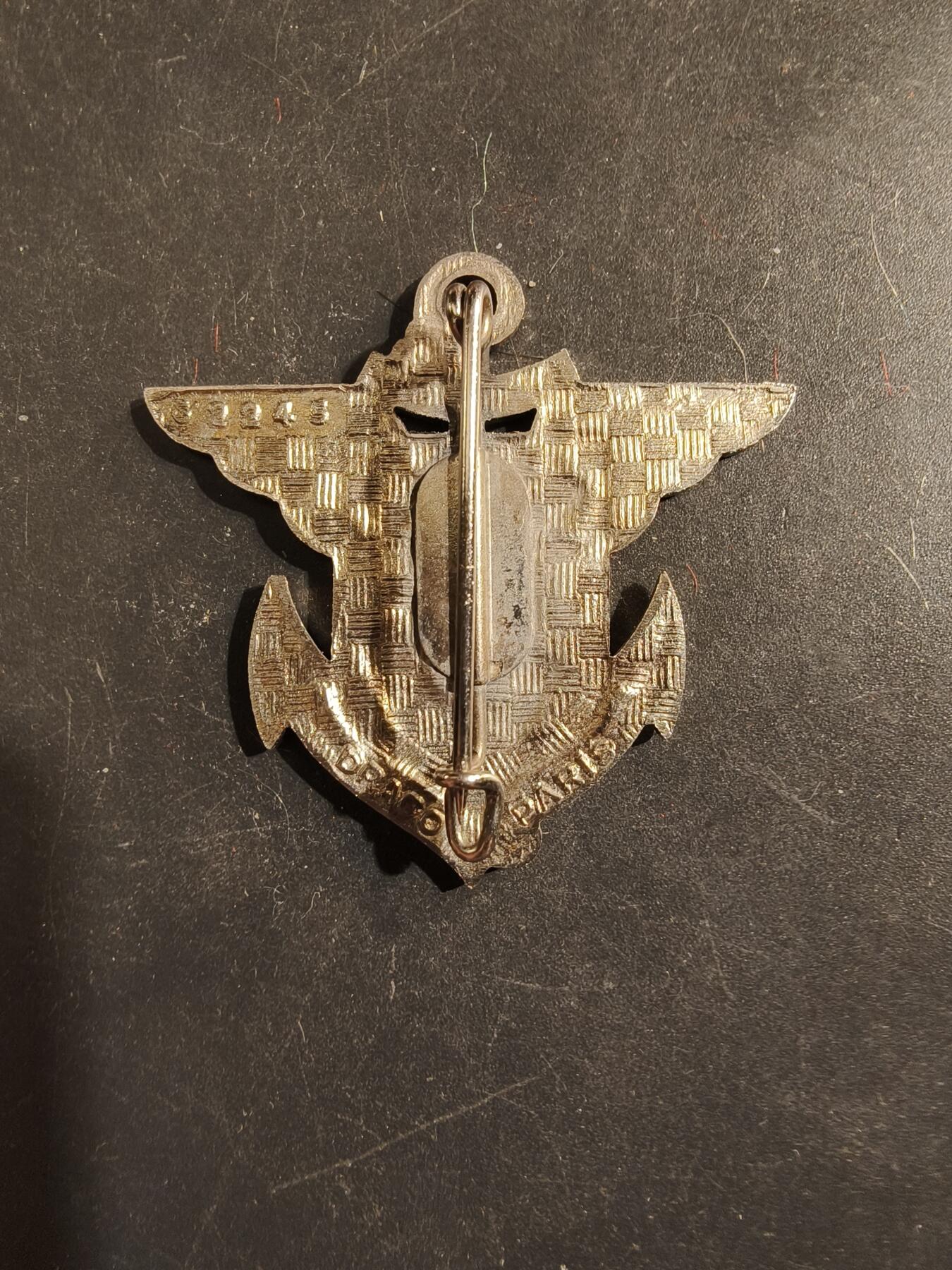 老王徽章第176期 法国巴黎过境区证章