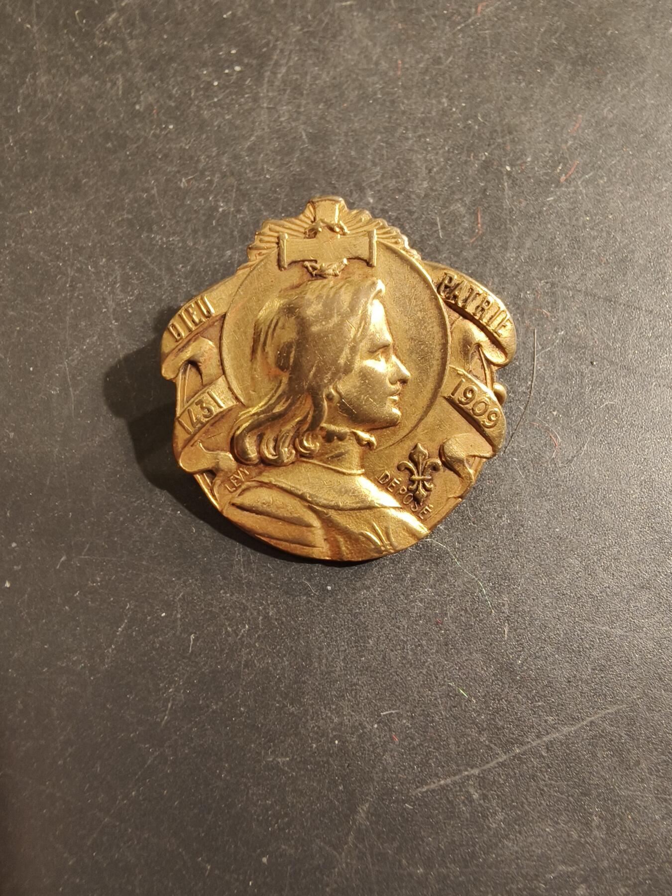 老王徽章第176期