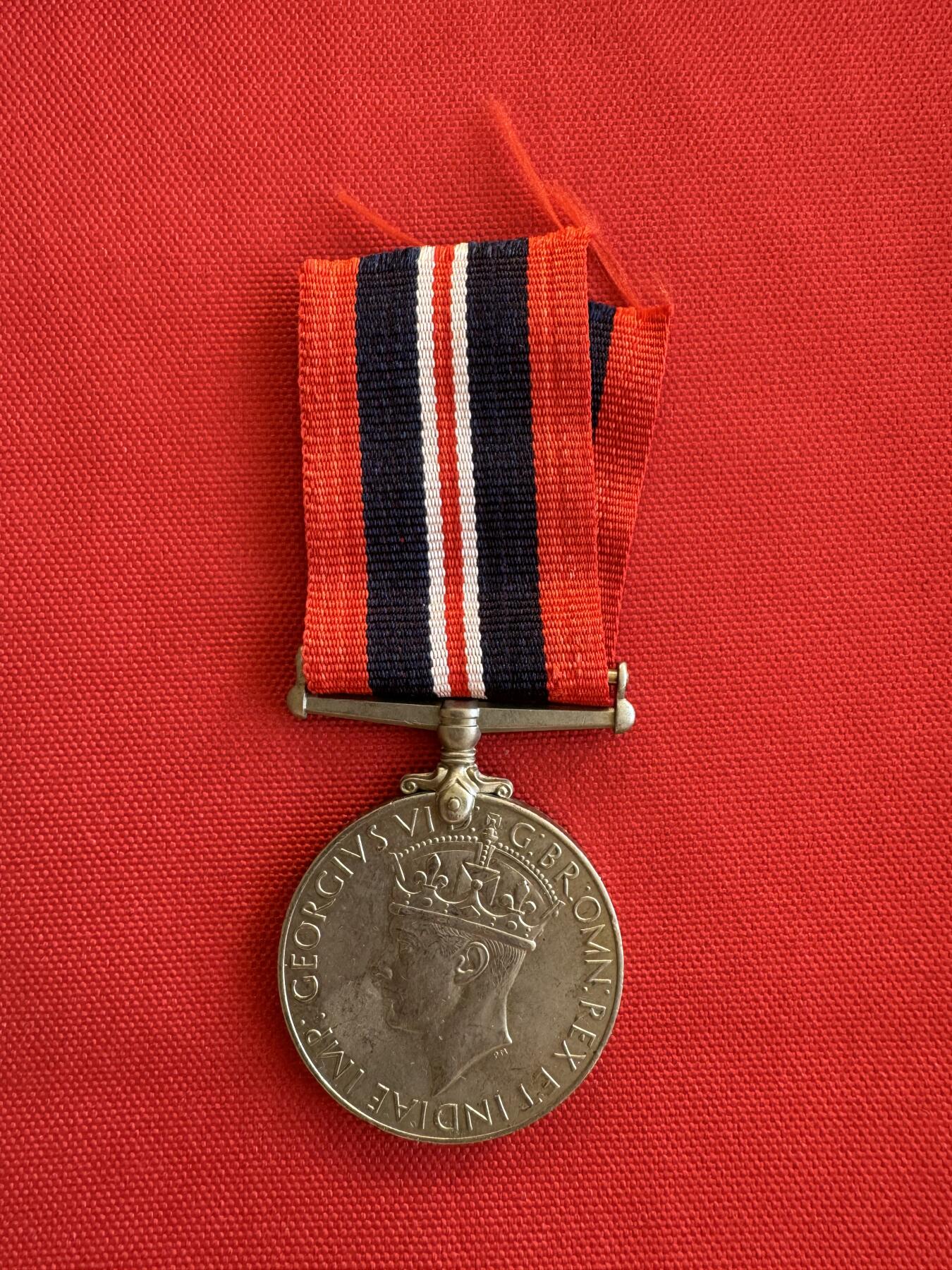 五哥徽章群   14号周三晚上八点4群联拍 铜章