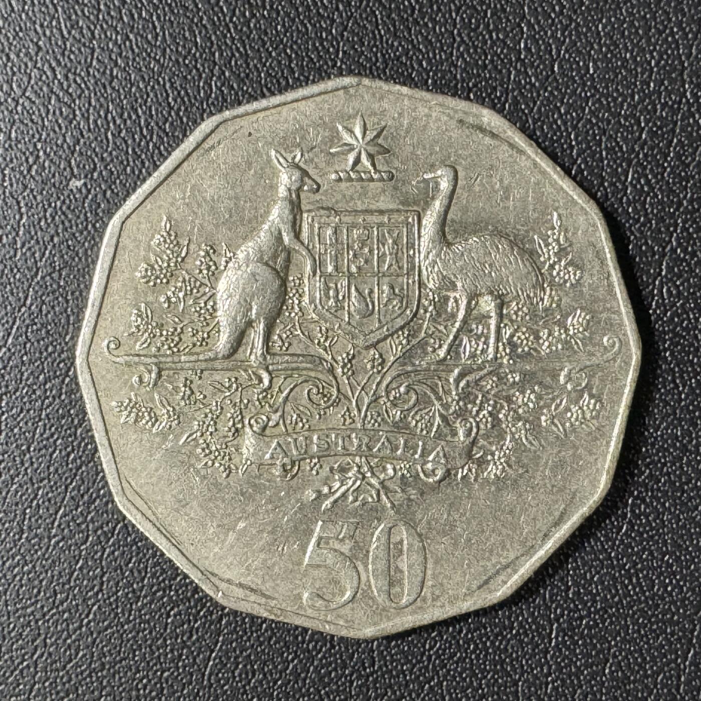 【铜匠收藏】★第136场★客户代拍 散币场，无寄存！！无佣金，30包邮。不满30元，支付5元运费。《接受代拍 代送NGC评级》 澳大利亚2001年50分铜镍币