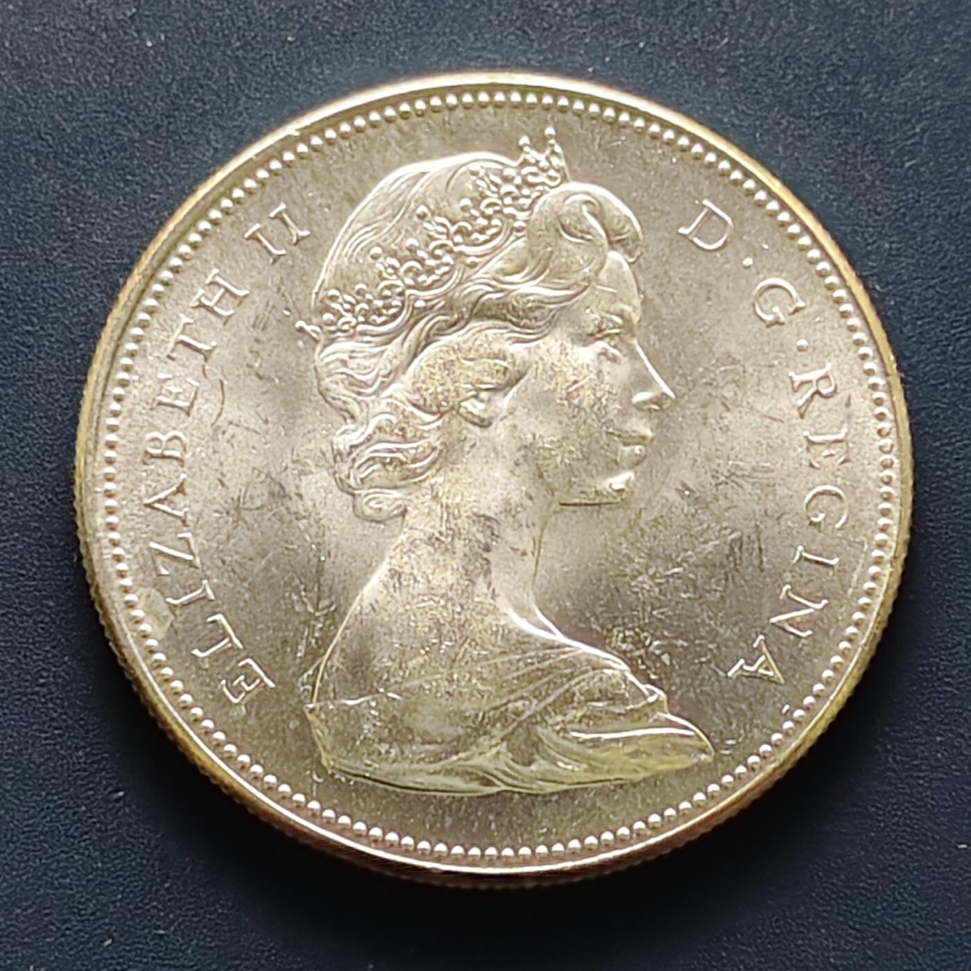 【全场包邮】纯粹捡漏拍495场-持续更新中 加拿大1967年1元联邦百年纪念银币-B【36.06毫米23.32克，纯银价约373元（按20元银价折算）】