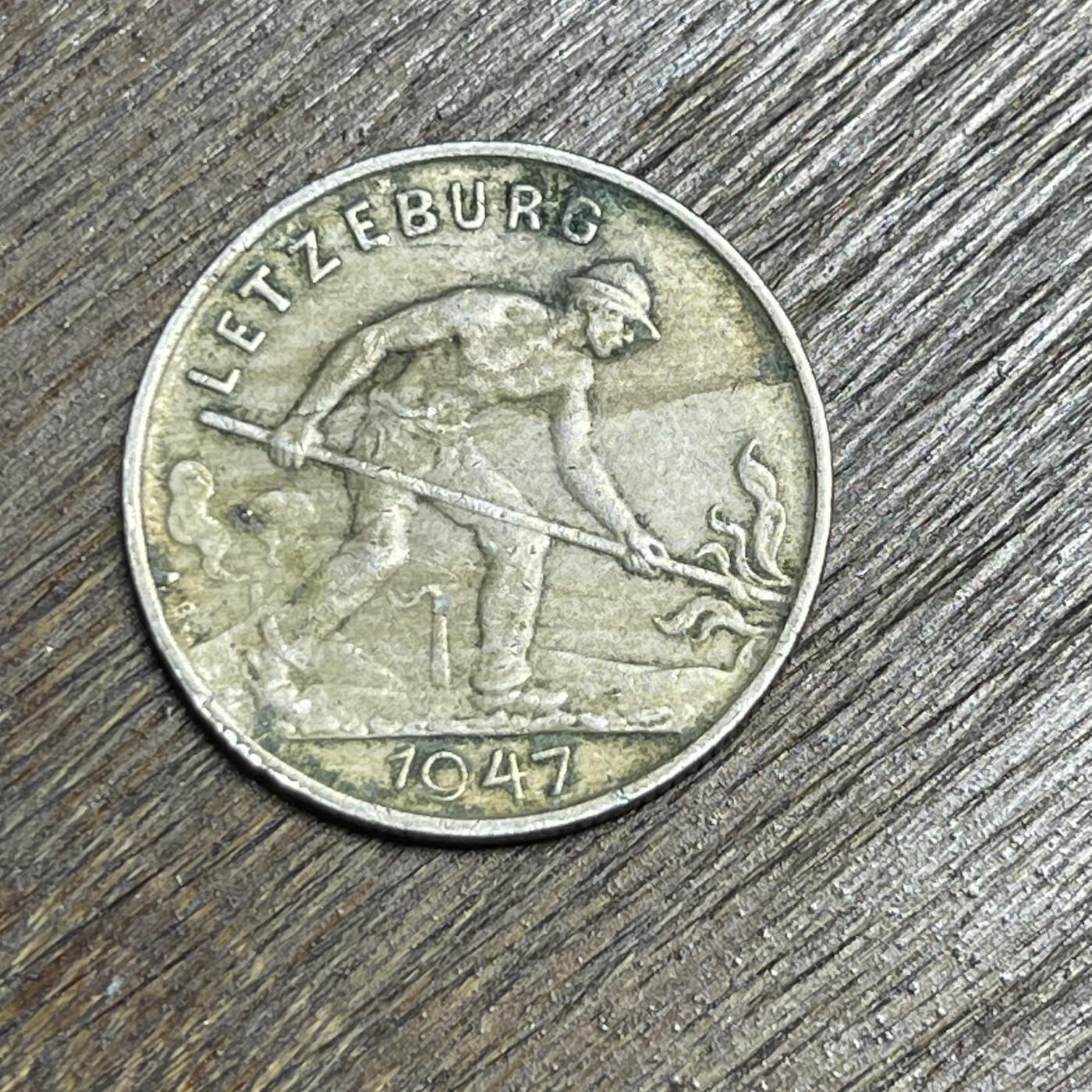 【铜匠收藏】★第138场★散币场。不寄存，30包邮。不满30元，支付5元运费。《接受代拍 代送NGC评级》 5【无寄存】1947 卢森堡 1法郎 镍币