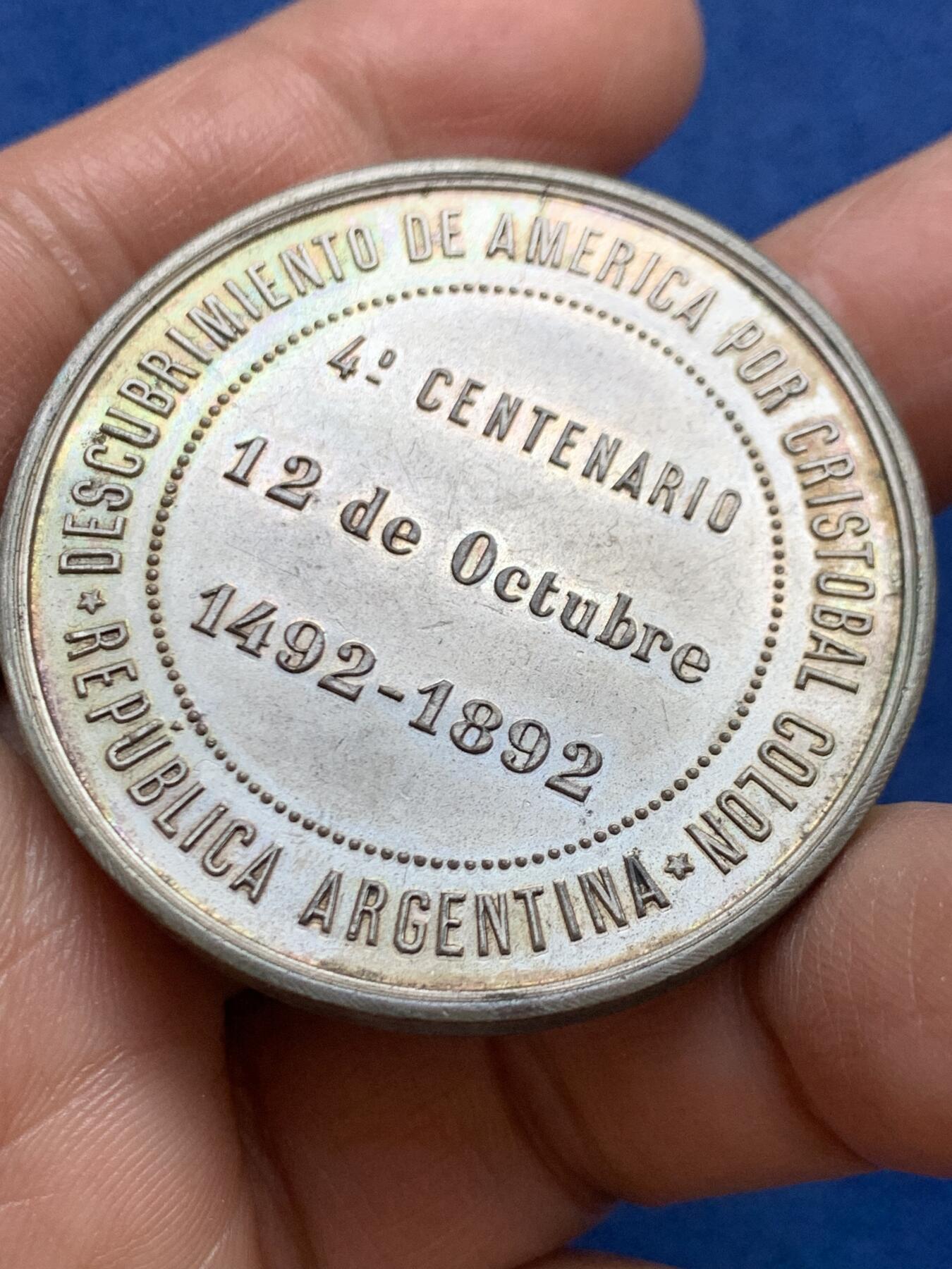 《竞宝斋》第456场 周日，周一，周二   3场连拍 （全场包邮）欢迎送拍 阿根廷 1892年 哥伦布发现美洲400周年纪念章 40.35g 44mm