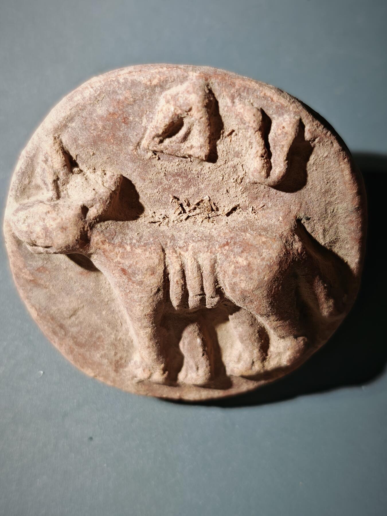 106期回流戒指饰品杂件纪念章丝路钱币专场 陶器