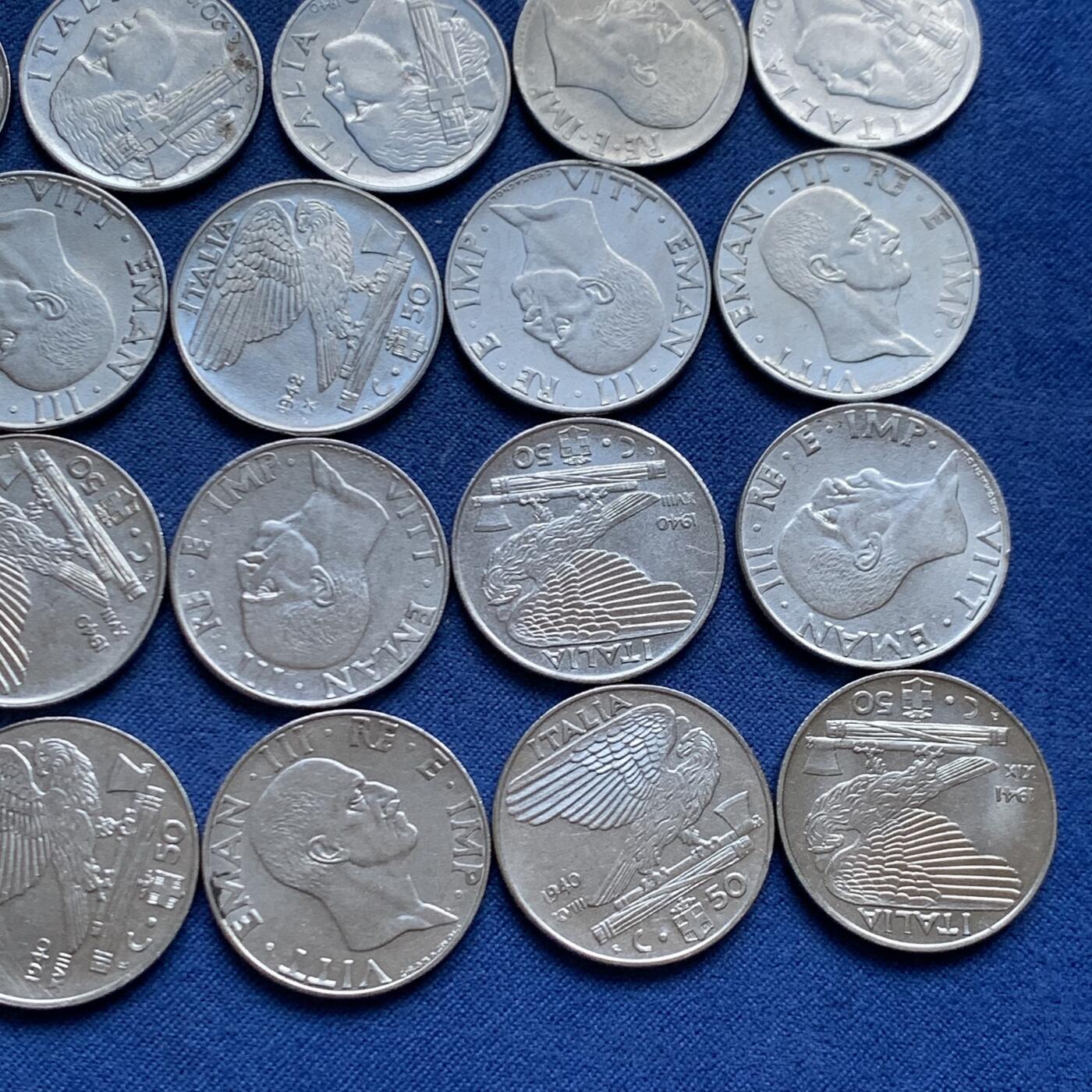 《竞宝斋》第456场 周日，周一，周二   3场连拍 （全场包邮）欢迎送拍 48枚一组 意大利二战时期埃马努埃莱三世20分31枚，50分17枚，细节见图。